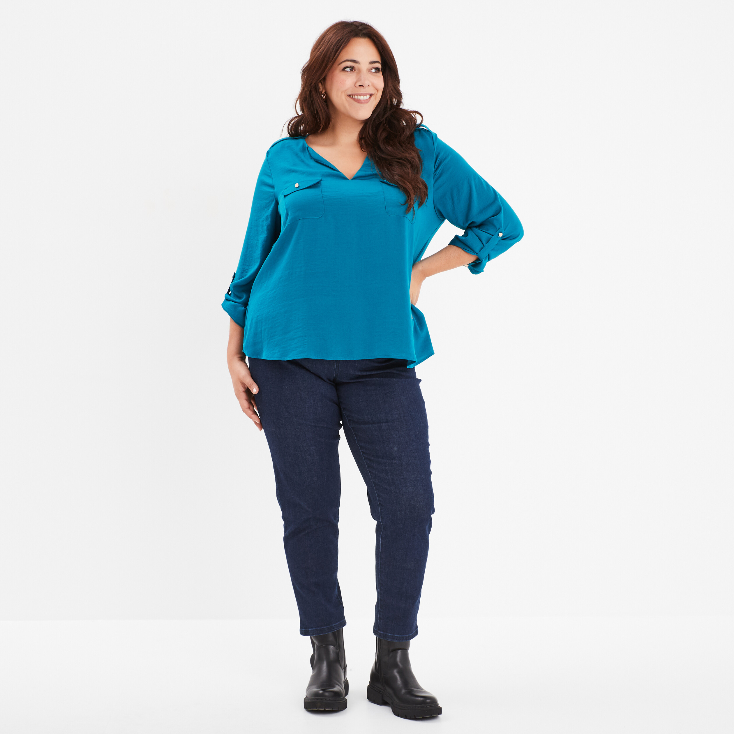 jeans straight 78eme taille haute denim blue black femmegt Jeans straight 7/8ème taille haute denim blue black femme grande taille