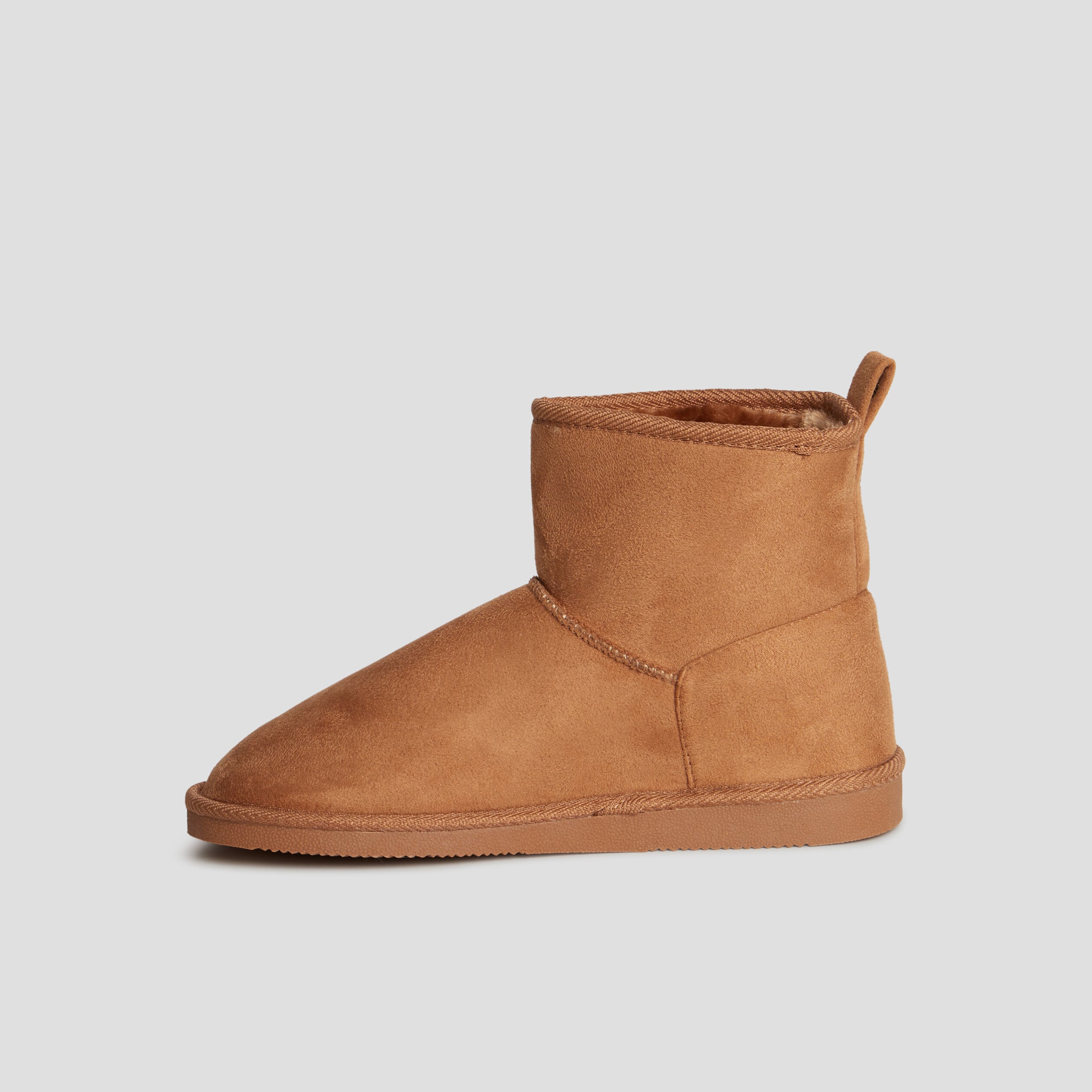 Bottines fourr&eacute;es effet su&eacute;dine sable femme