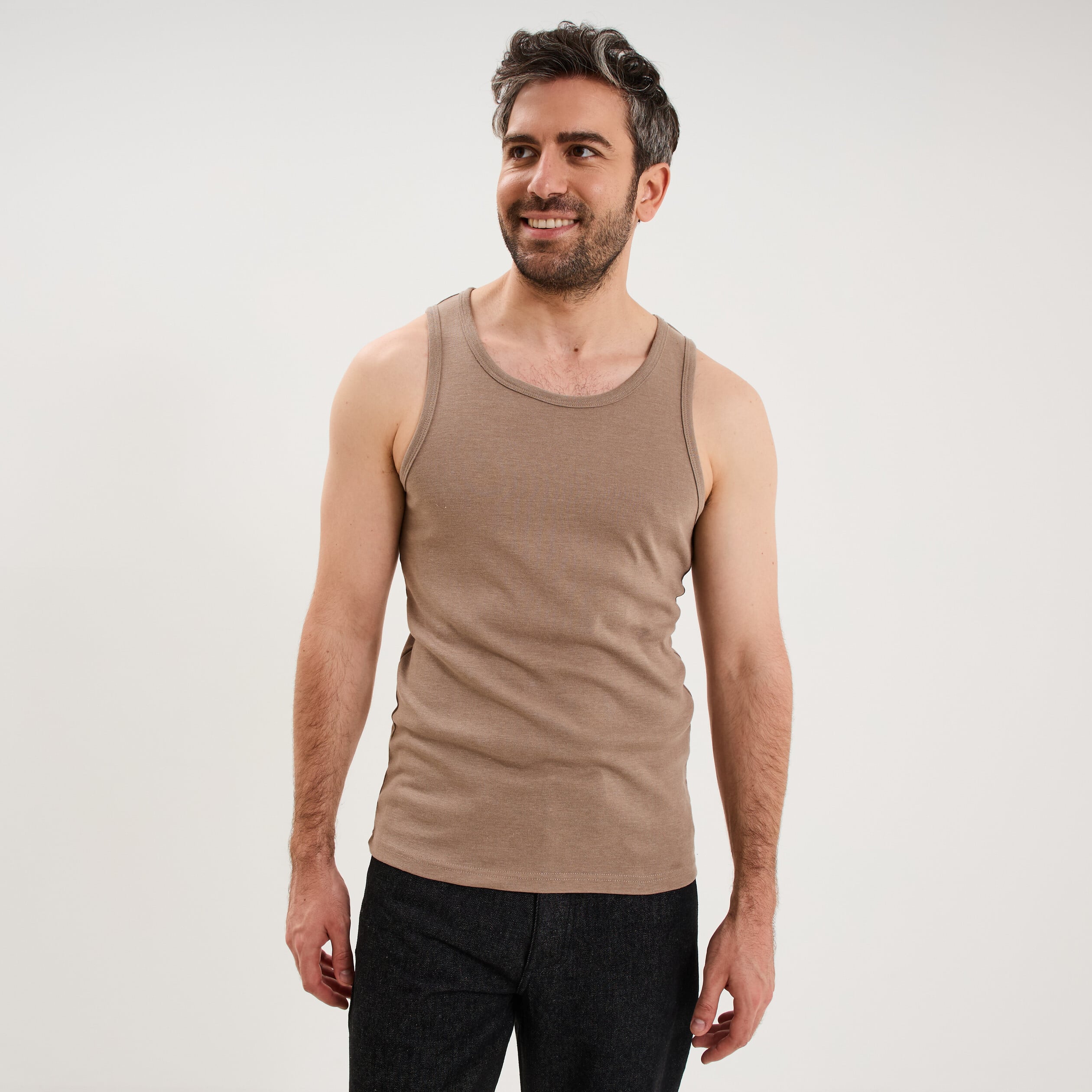 D&eacute;bardeur droit coton bretelles larges taupe homme