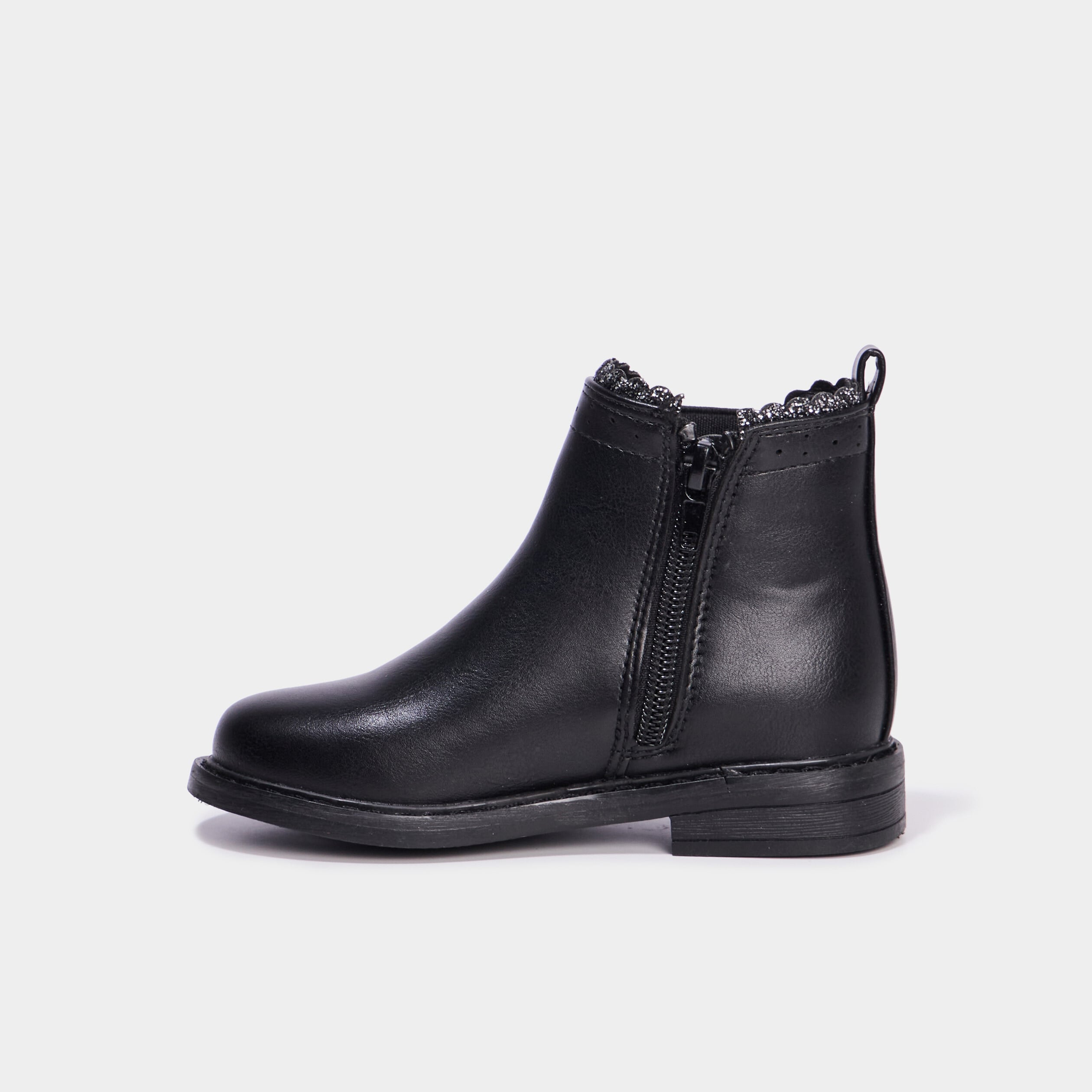 Boots chelsea &agrave; talon plat noir fille