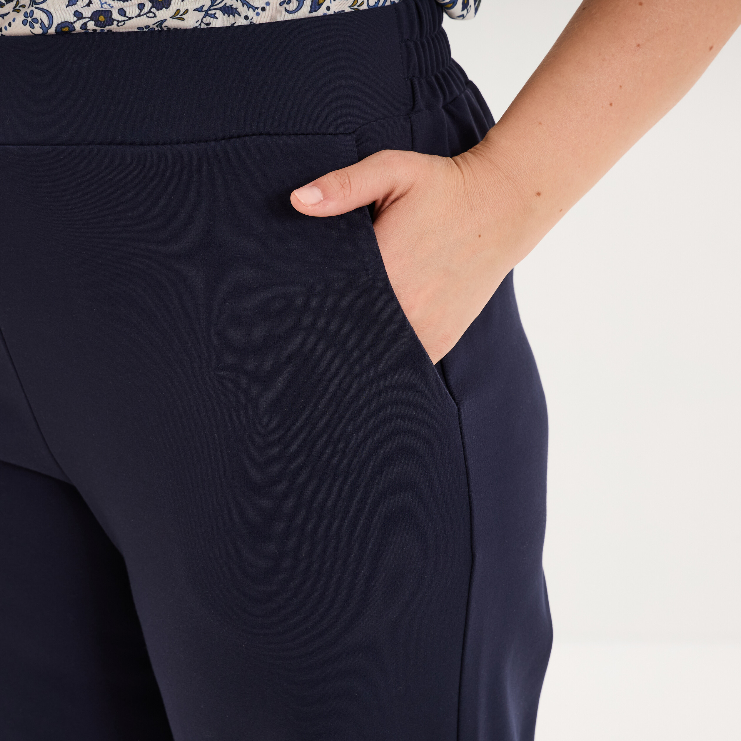 Pantalon large taille haute bleu fonc&eacute; femme grande taille