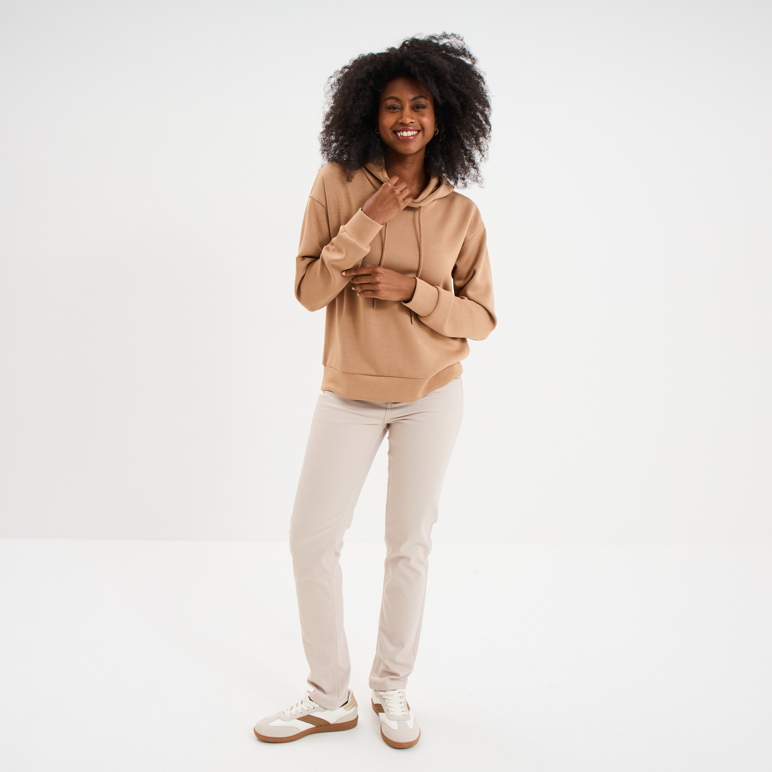 sweat hoodie manches longues a capuche taupe femme Sweat hoodie manches longues à capuche taupe femme