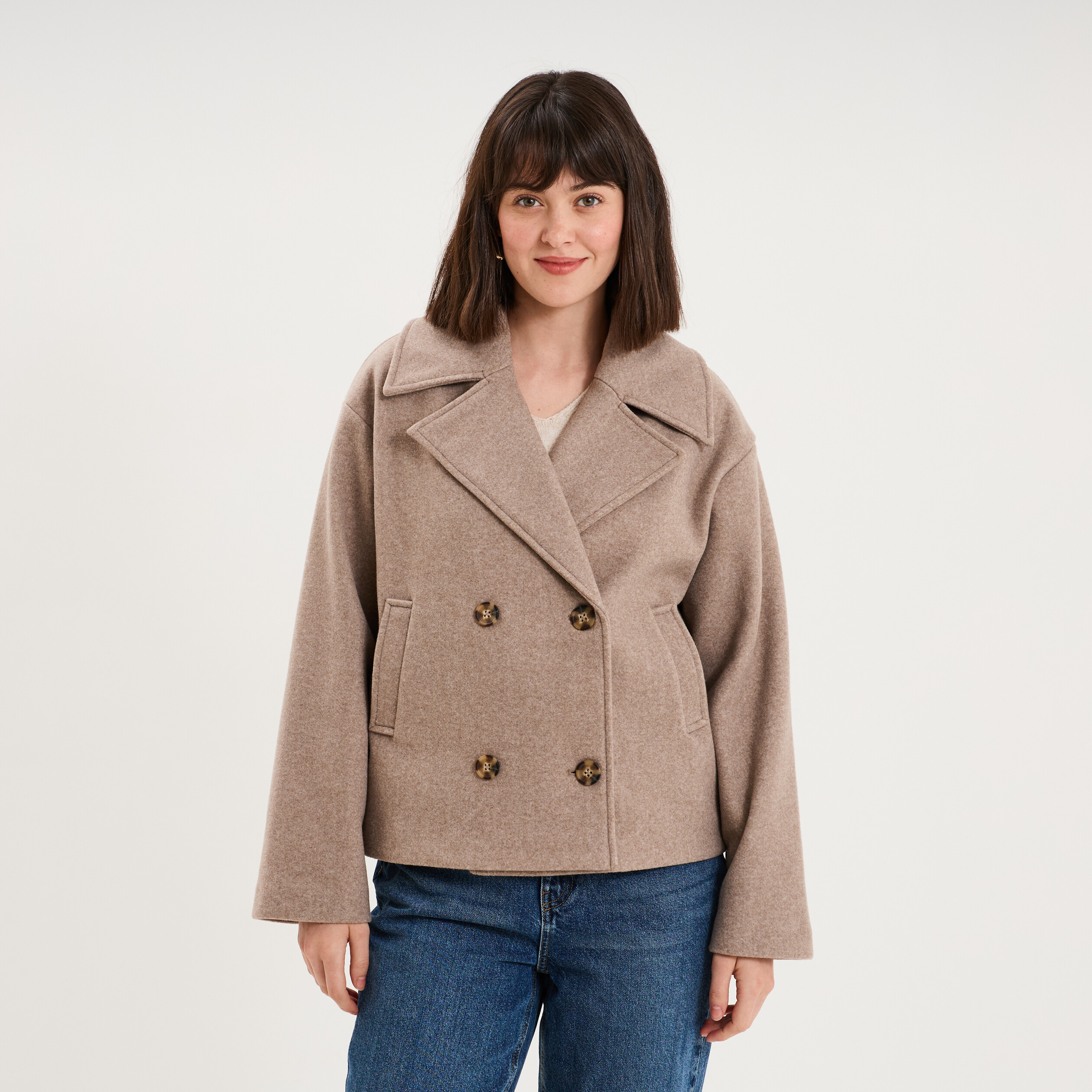Manteau court double boutonnage beige femme