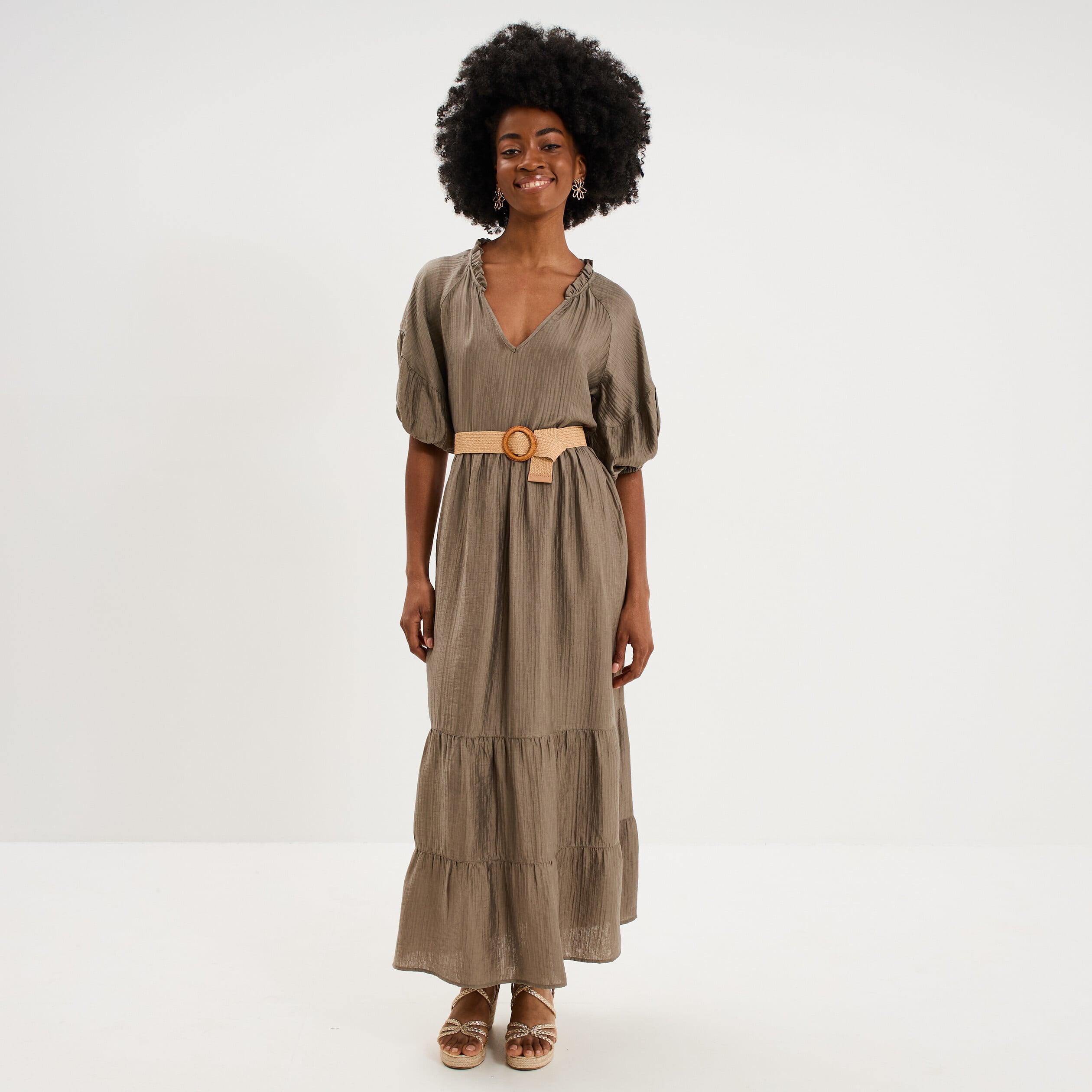 Robe longue &agrave; volants et ceinture vert kaki femme