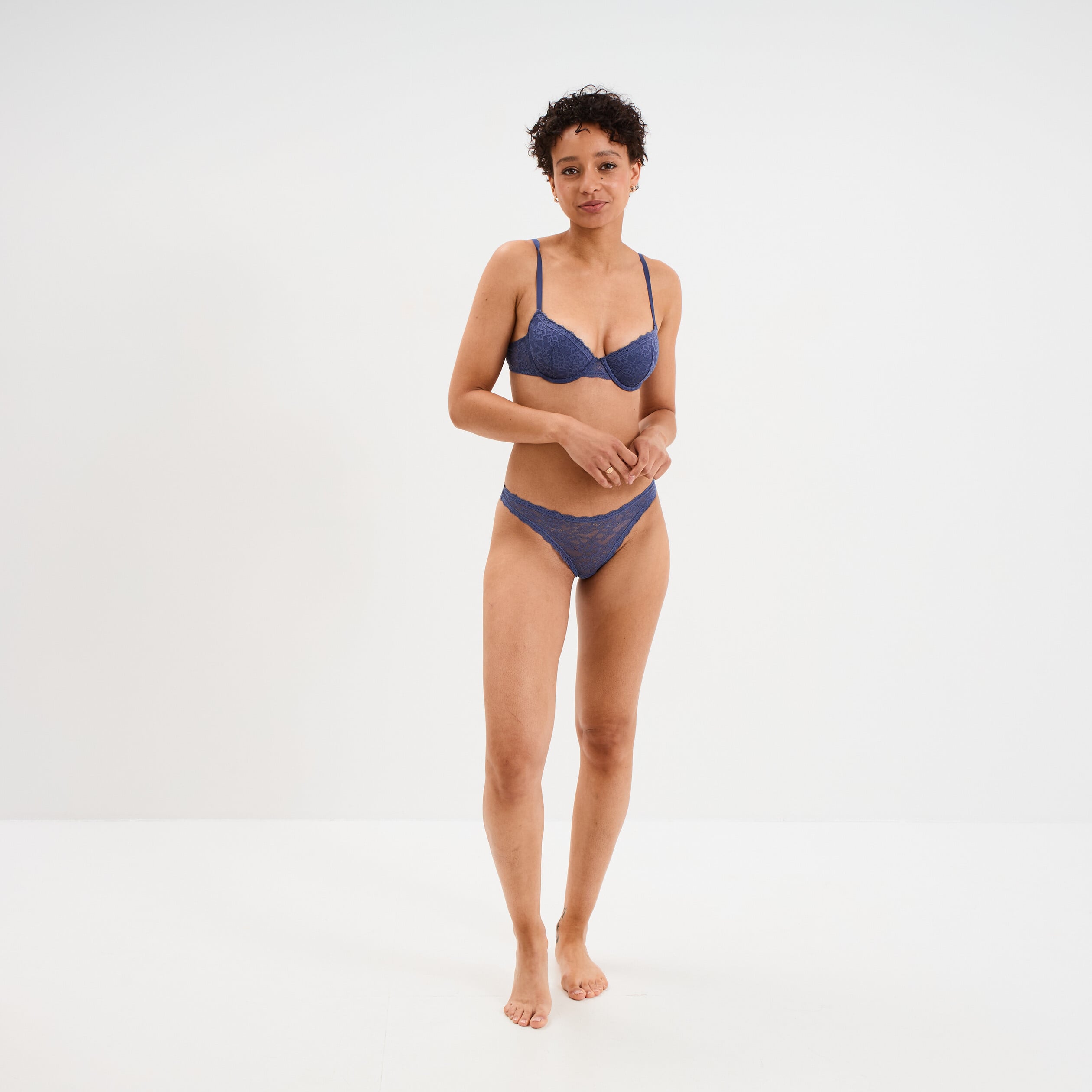 Soutien-gorge corbeille padd&eacute; dentelle bleu gris femme
