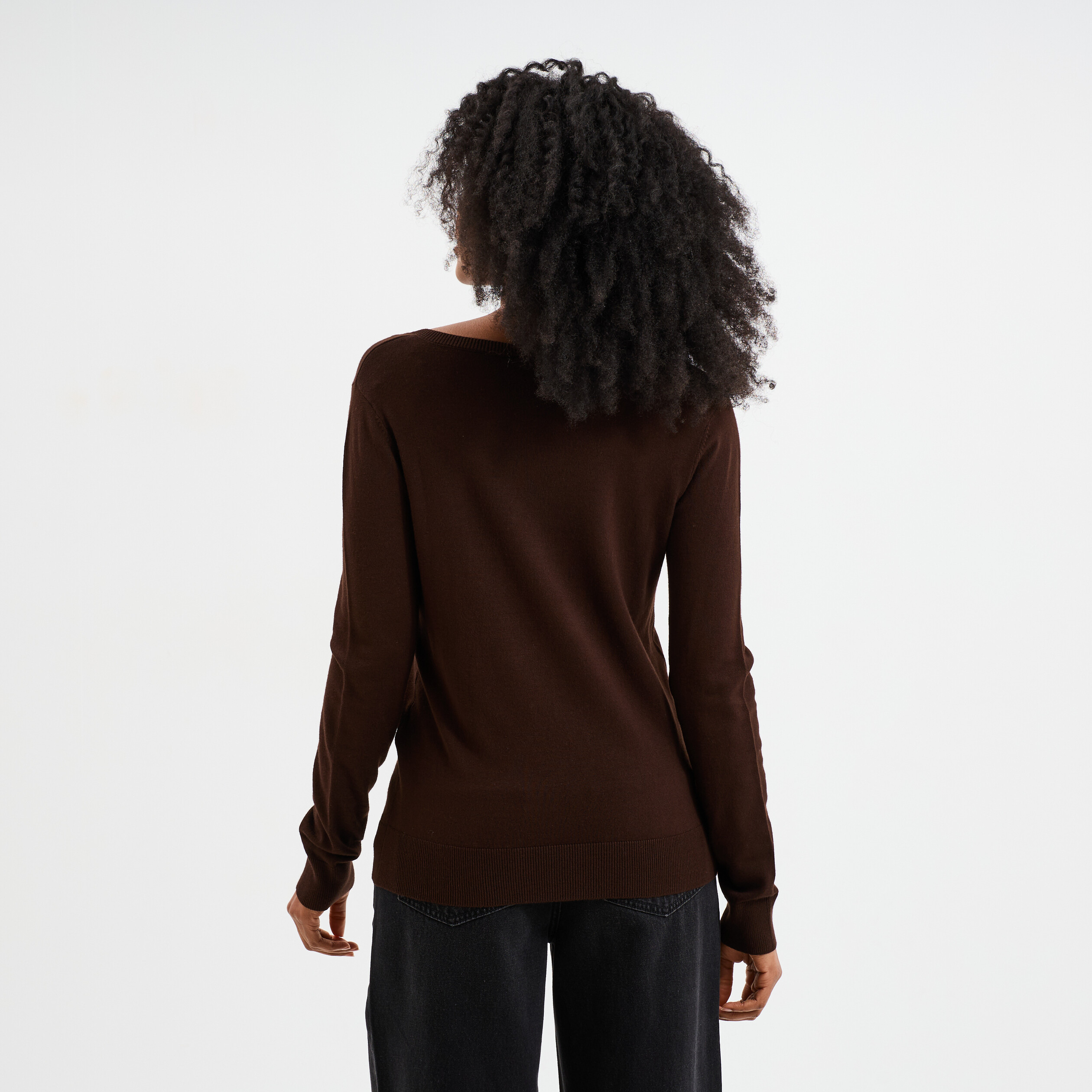 pull col en v manches longues marron fonce femme Pull col en V manches longues marron foncé femme