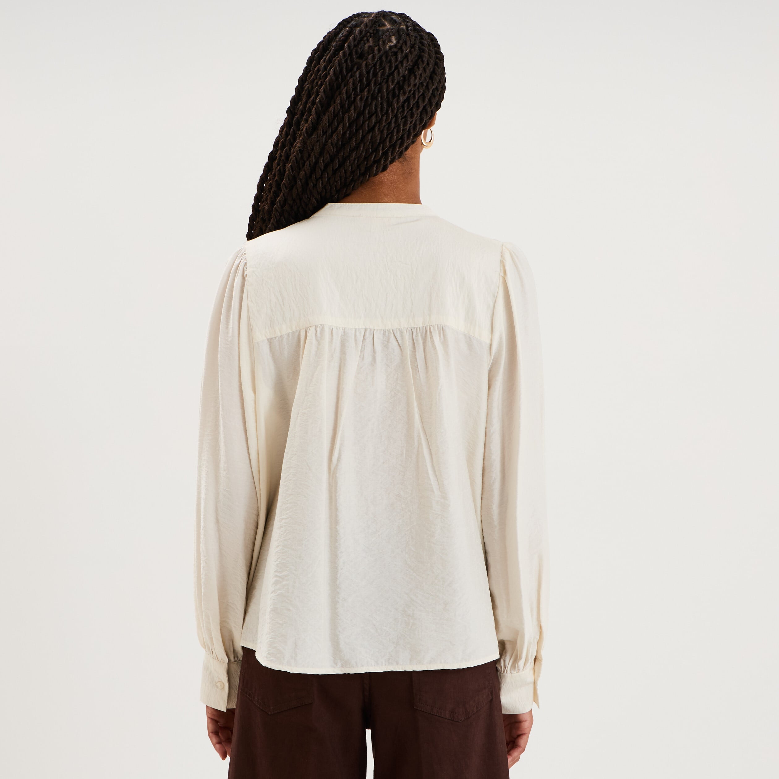 Blouse manches longues galons et fronces ecru femme