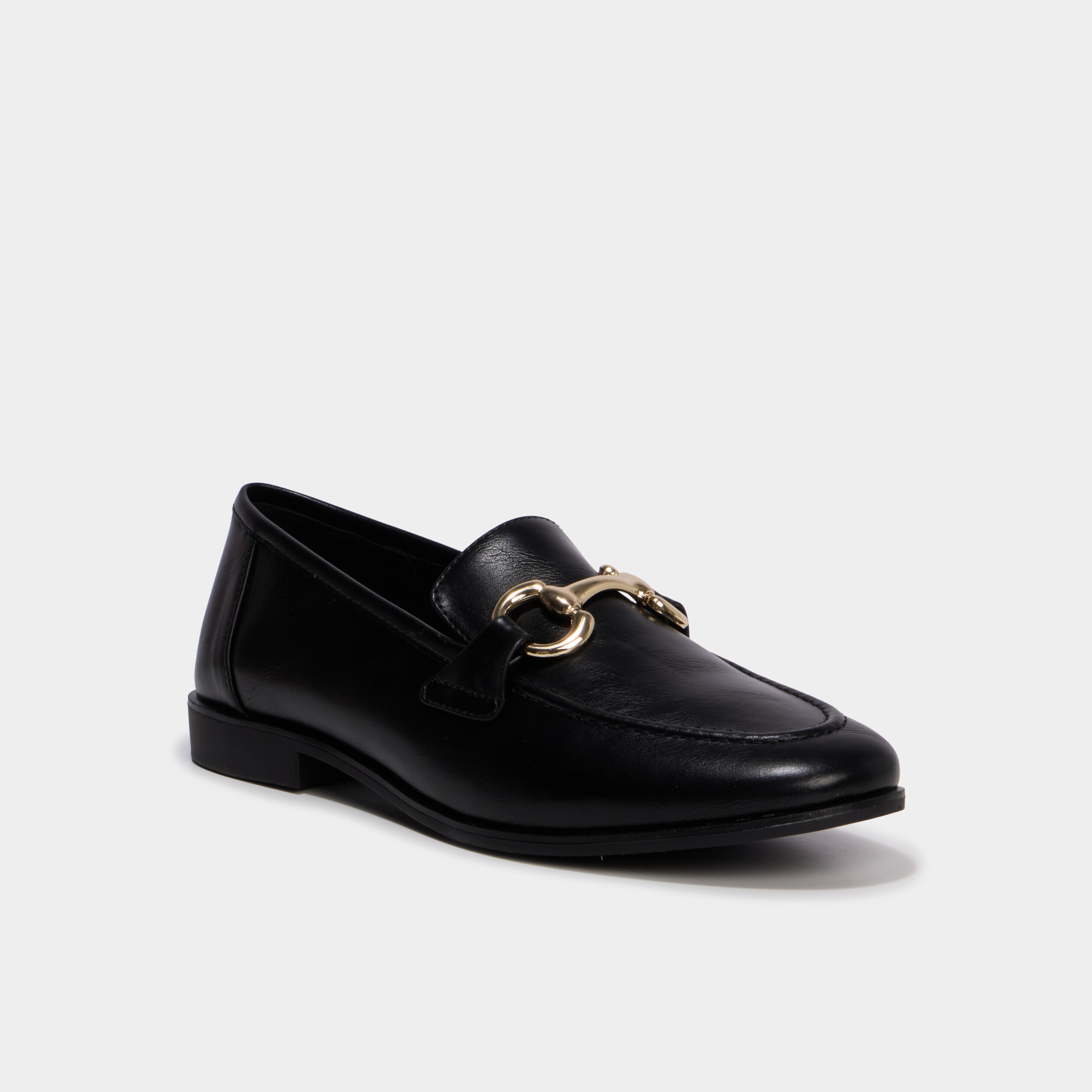 Mocassin femme &agrave; boucle m&eacute;tal plate noir femme