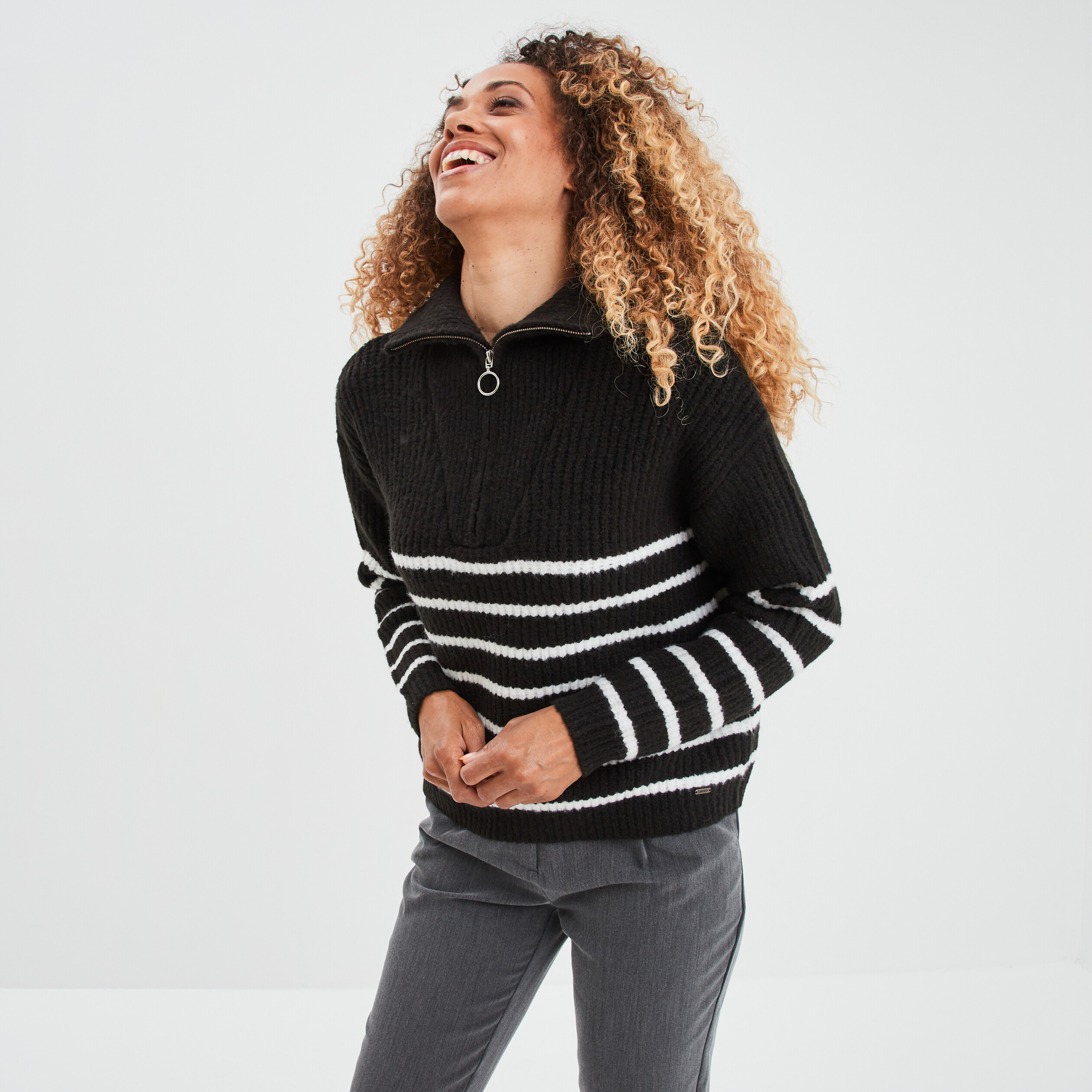 Pull col camionneur zippé ecru femme
