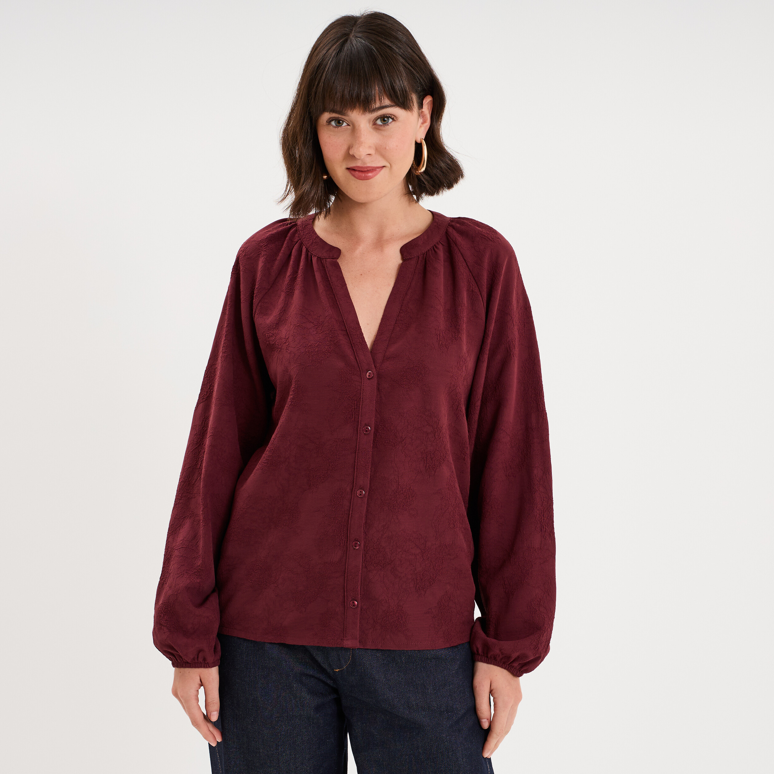 Chemise brod&eacute;e manches longues violet fonc&eacute; femme