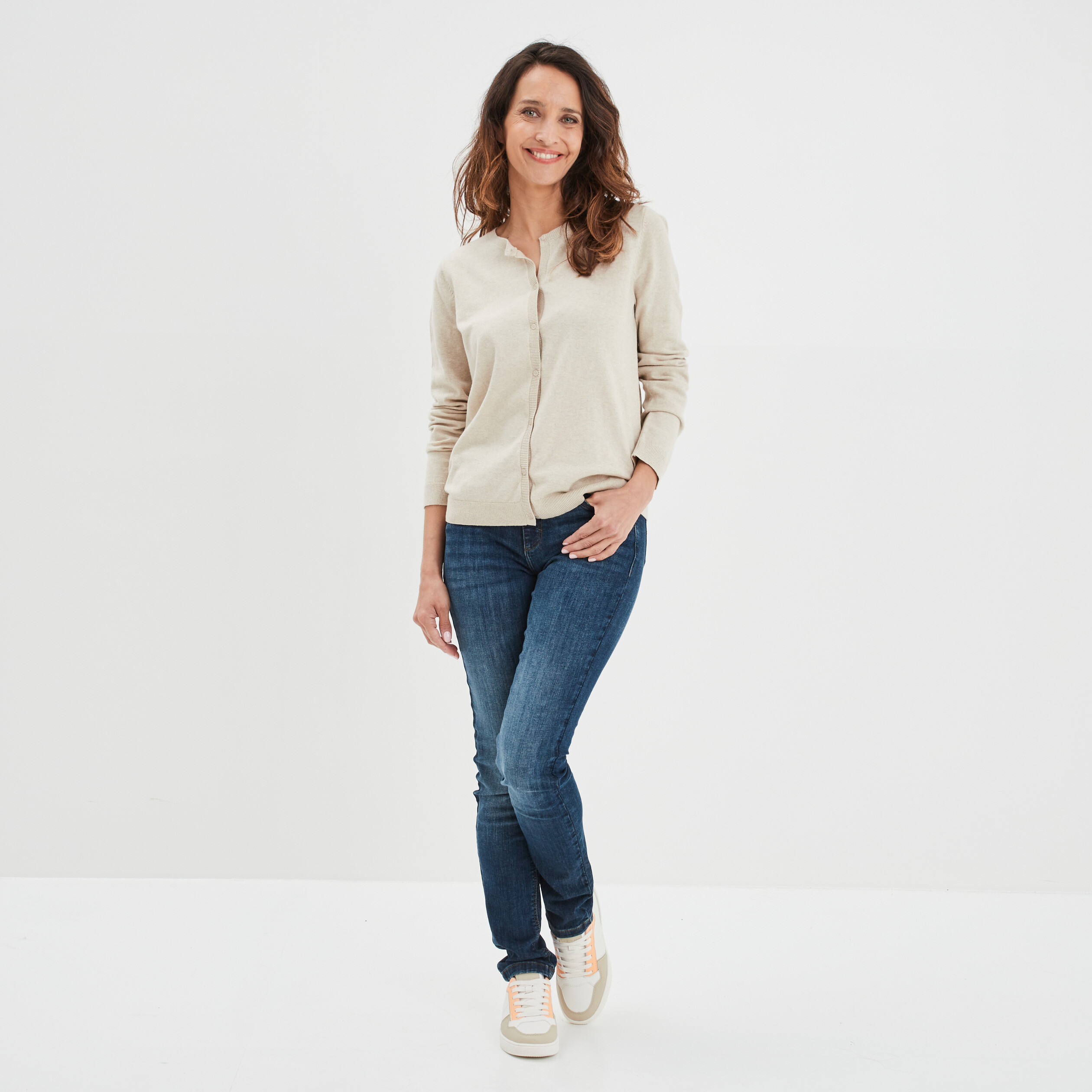 gilet manches longues boutonne col rond sable femme Gilet manches longues boutonné col rond sable femme