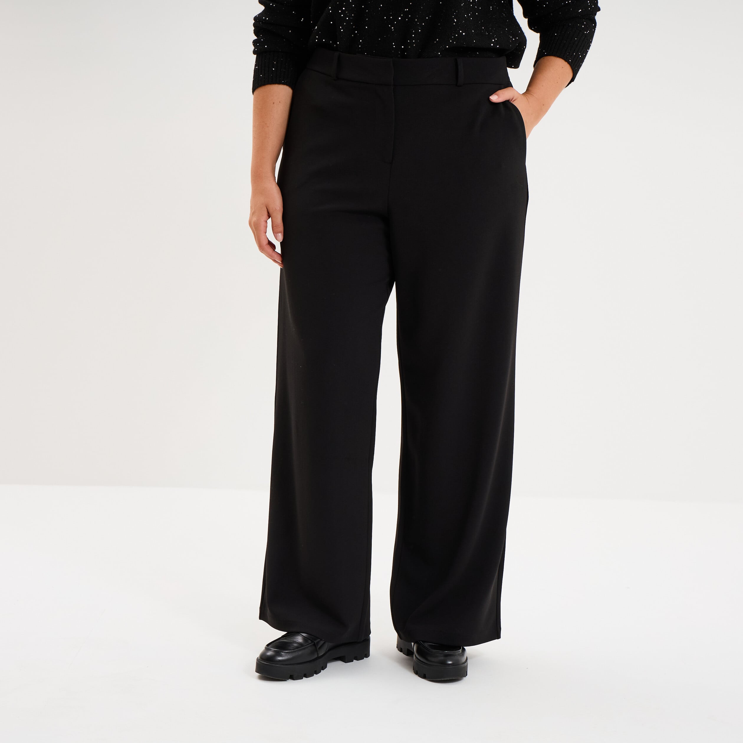 Pantalon effet cr&ecirc;pe long coupe large noir femme grande taille