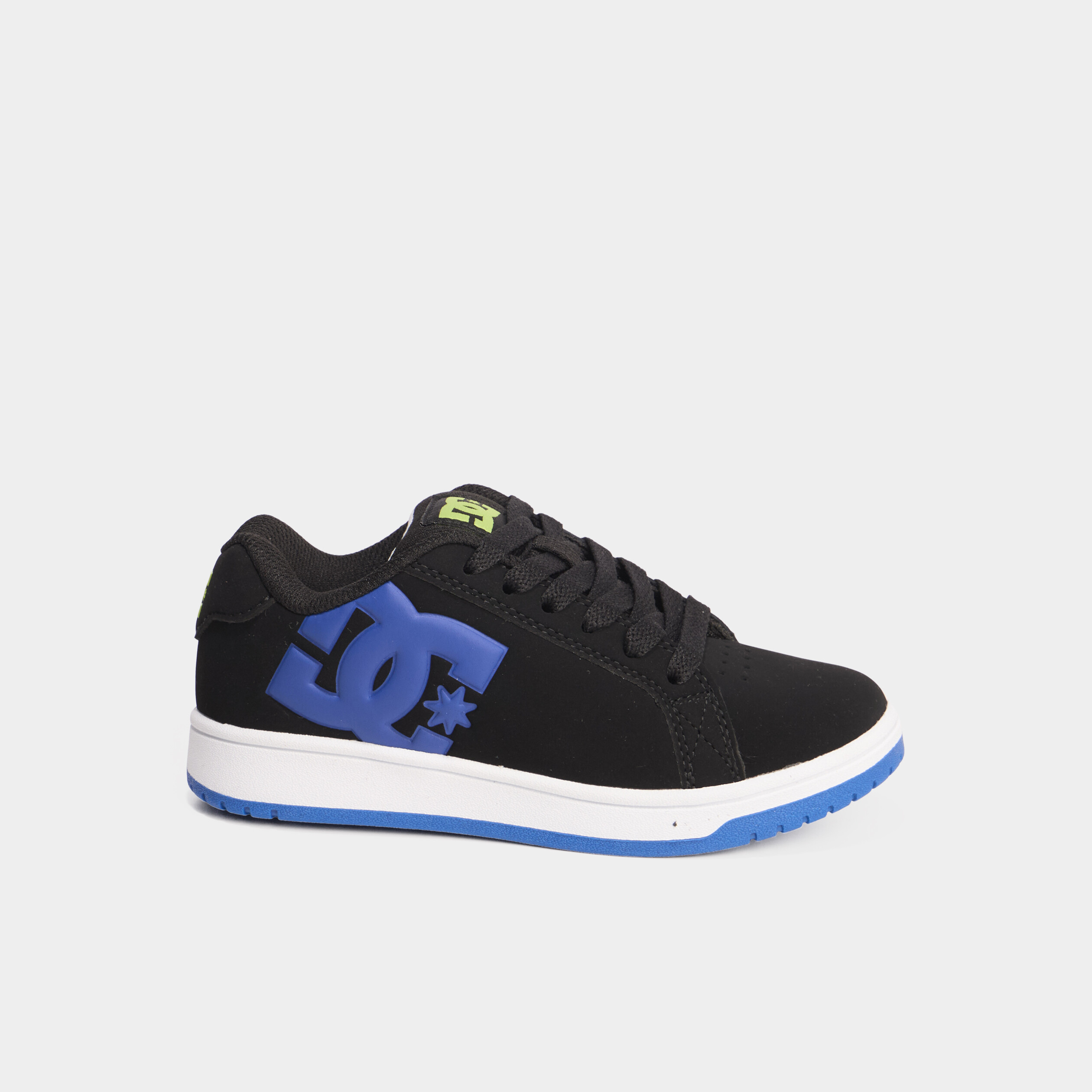 Tennis basses &agrave; lacets en cuir noir gar&ccedil;on