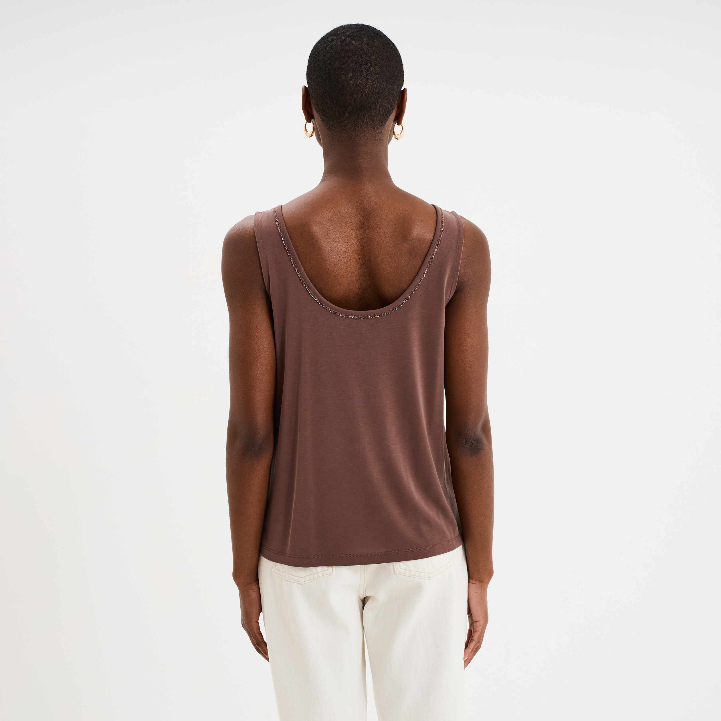 D&eacute;bardeur col U sans manches marron fonc&eacute; femme