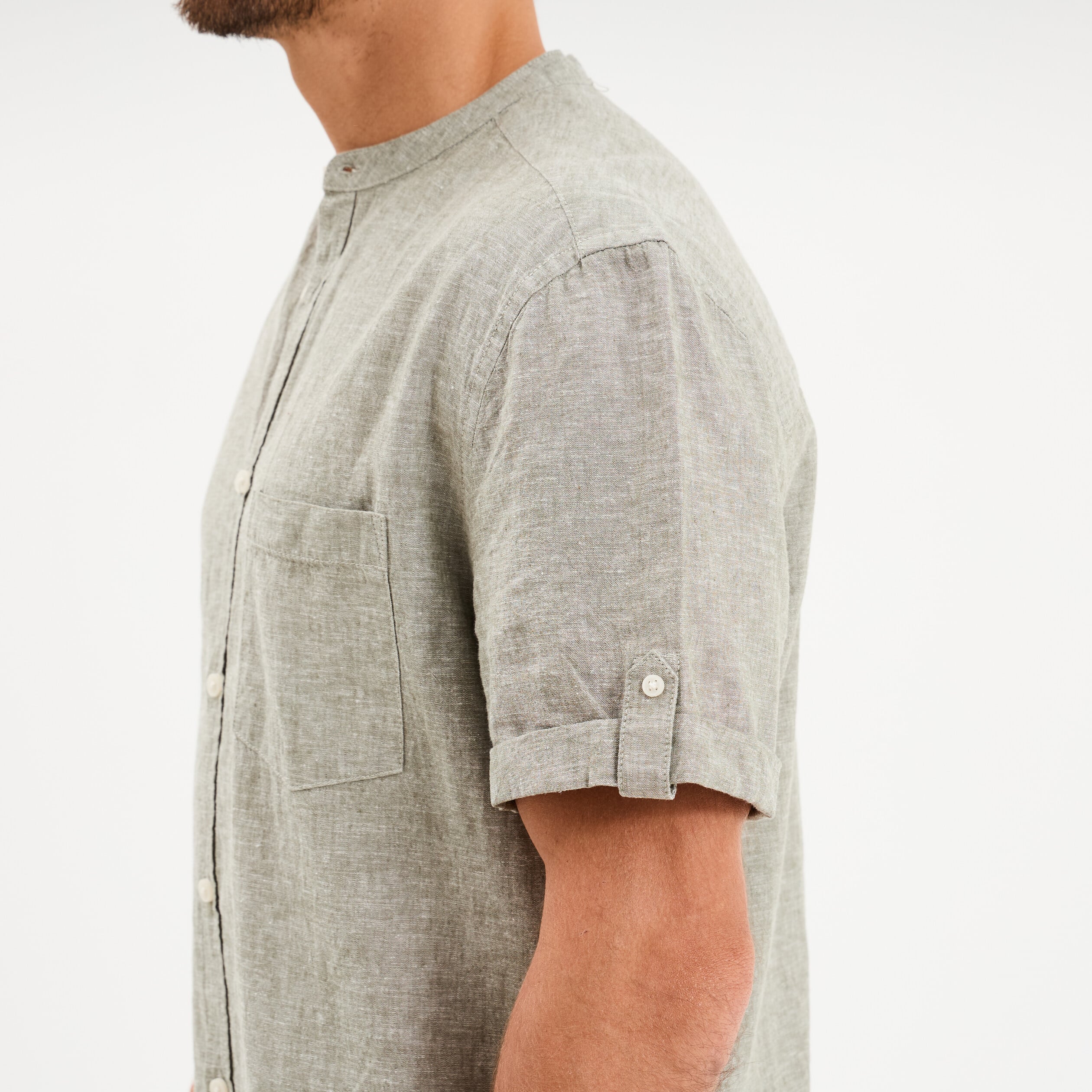 Chemise col mao lin m&eacute;lang&eacute; vert kaki homme