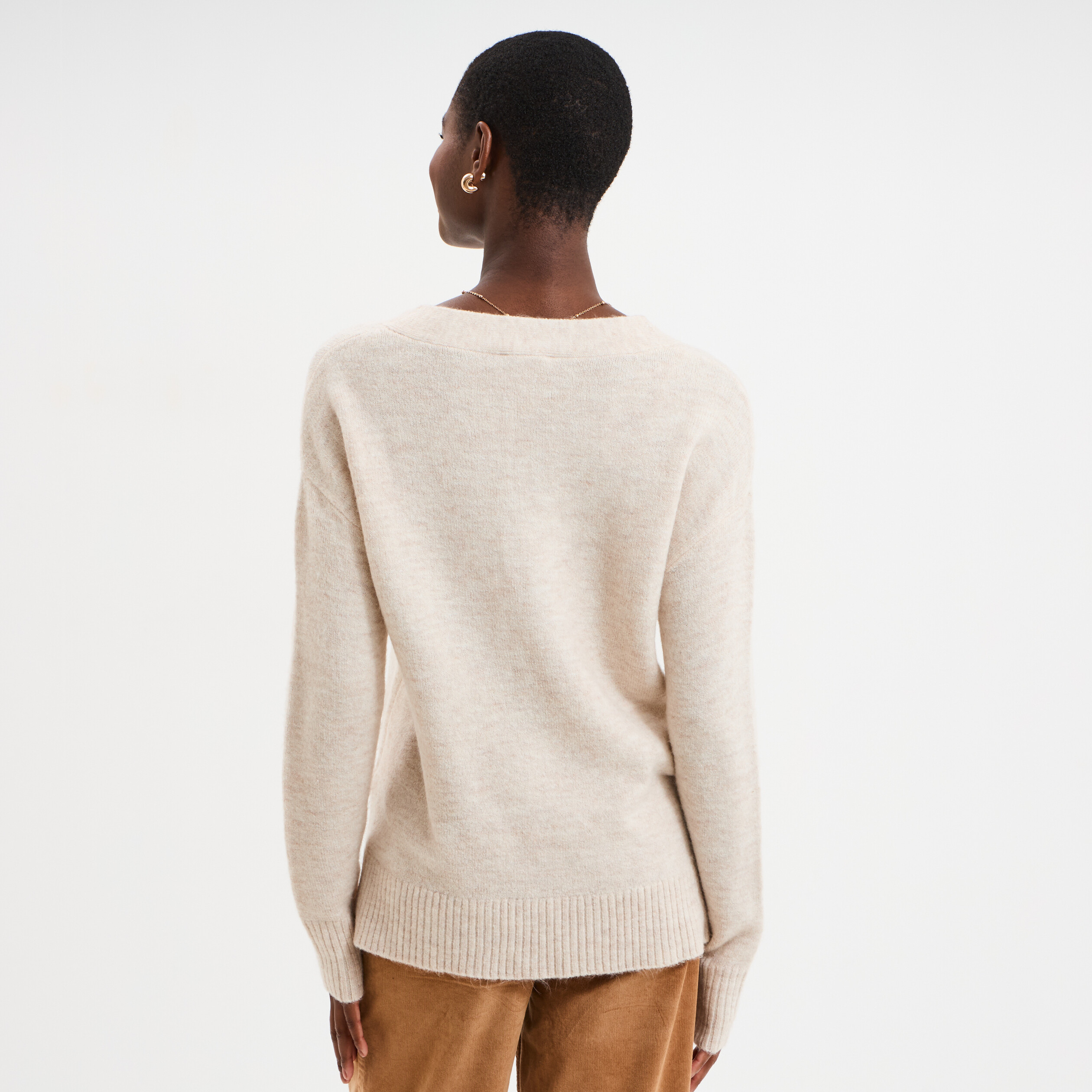 Pull droit ample col V fentes aux côtés ecru femme | La Halle