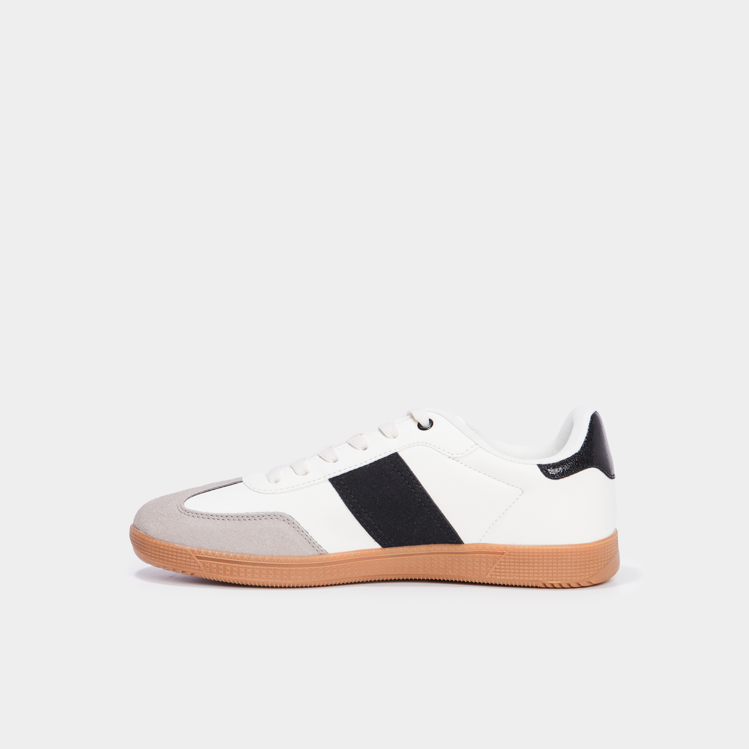 tennis basses a lacets creeks noir femme Tennis basses à lacets Creeks noir femme