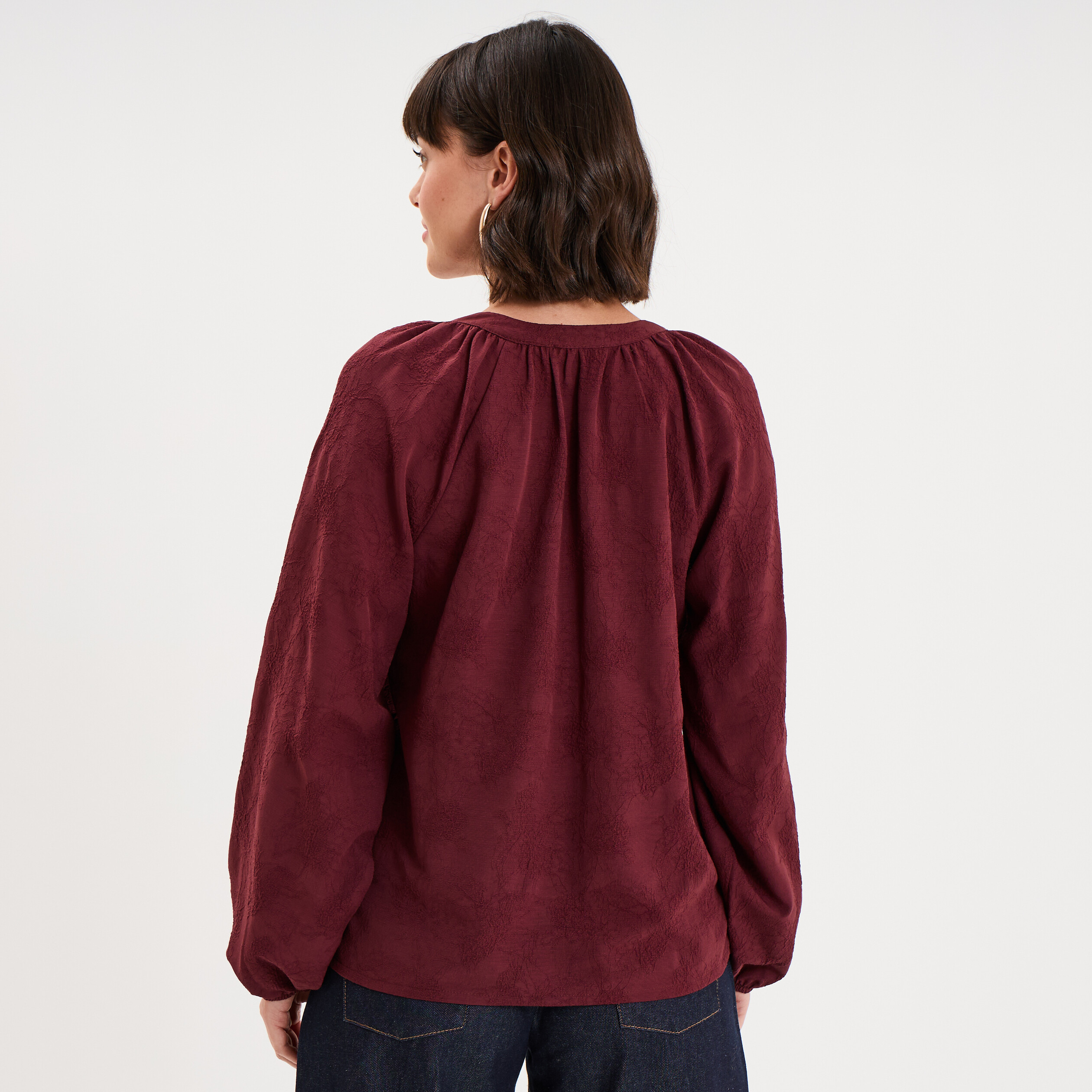 Chemise brod&eacute;e manches longues violet fonc&eacute; femme