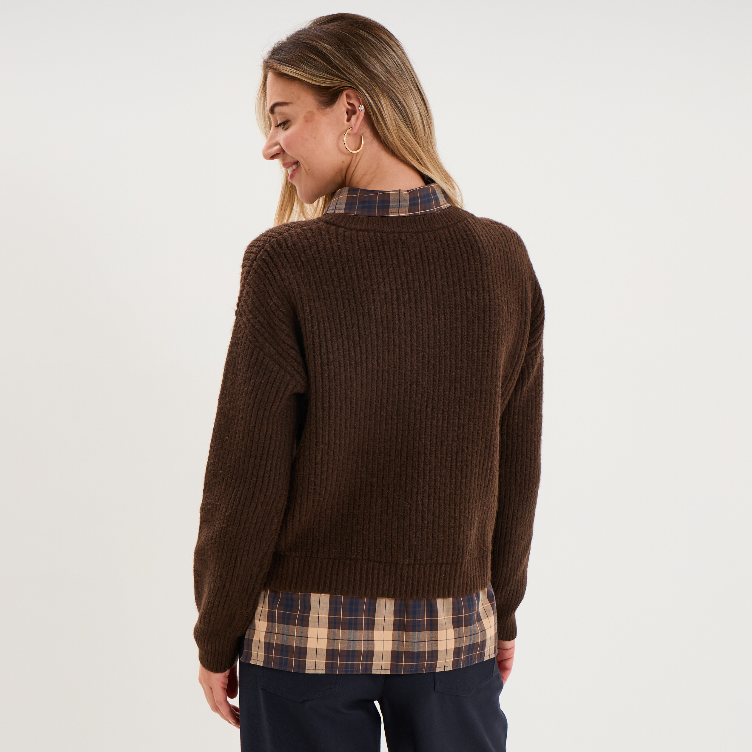 Pull 2-en-1 col chemise manches longues marron fonc&eacute; femme