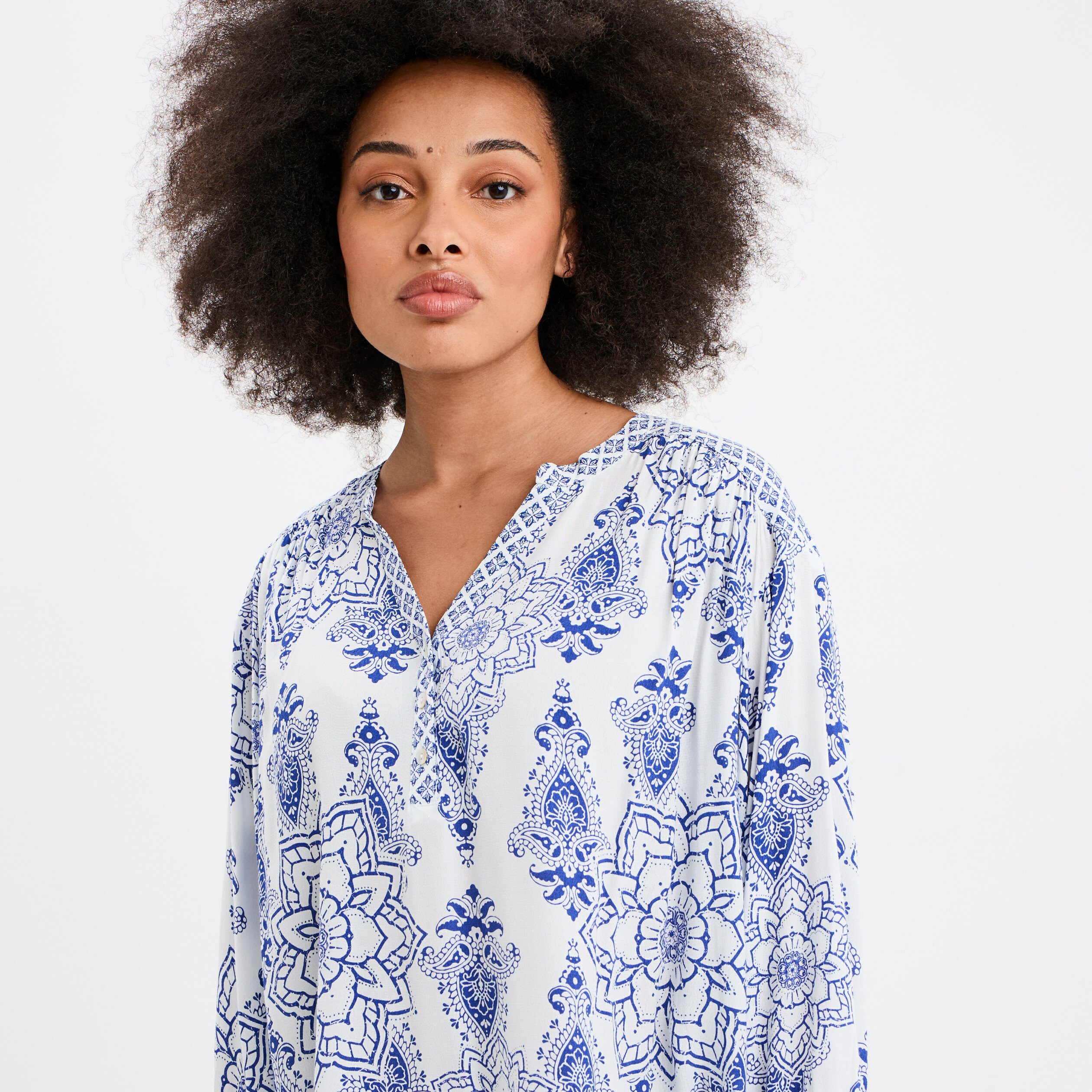 blouse fluide col tunisien blanc femme Blouse fluide col tunisien blanc femme