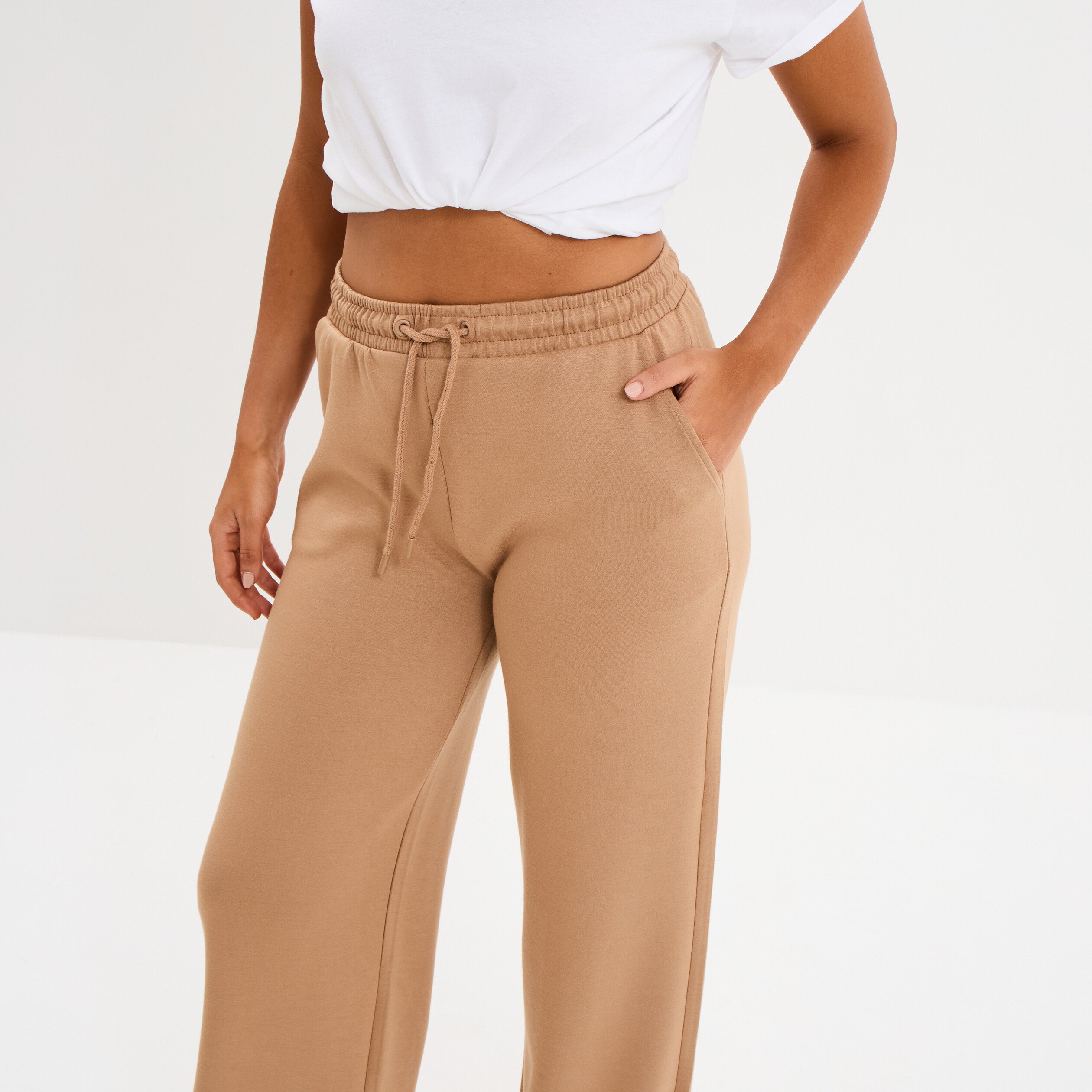 pantalon de jogging large elastique taupe femme Pantalon de jogging large élastiqué taupe femme