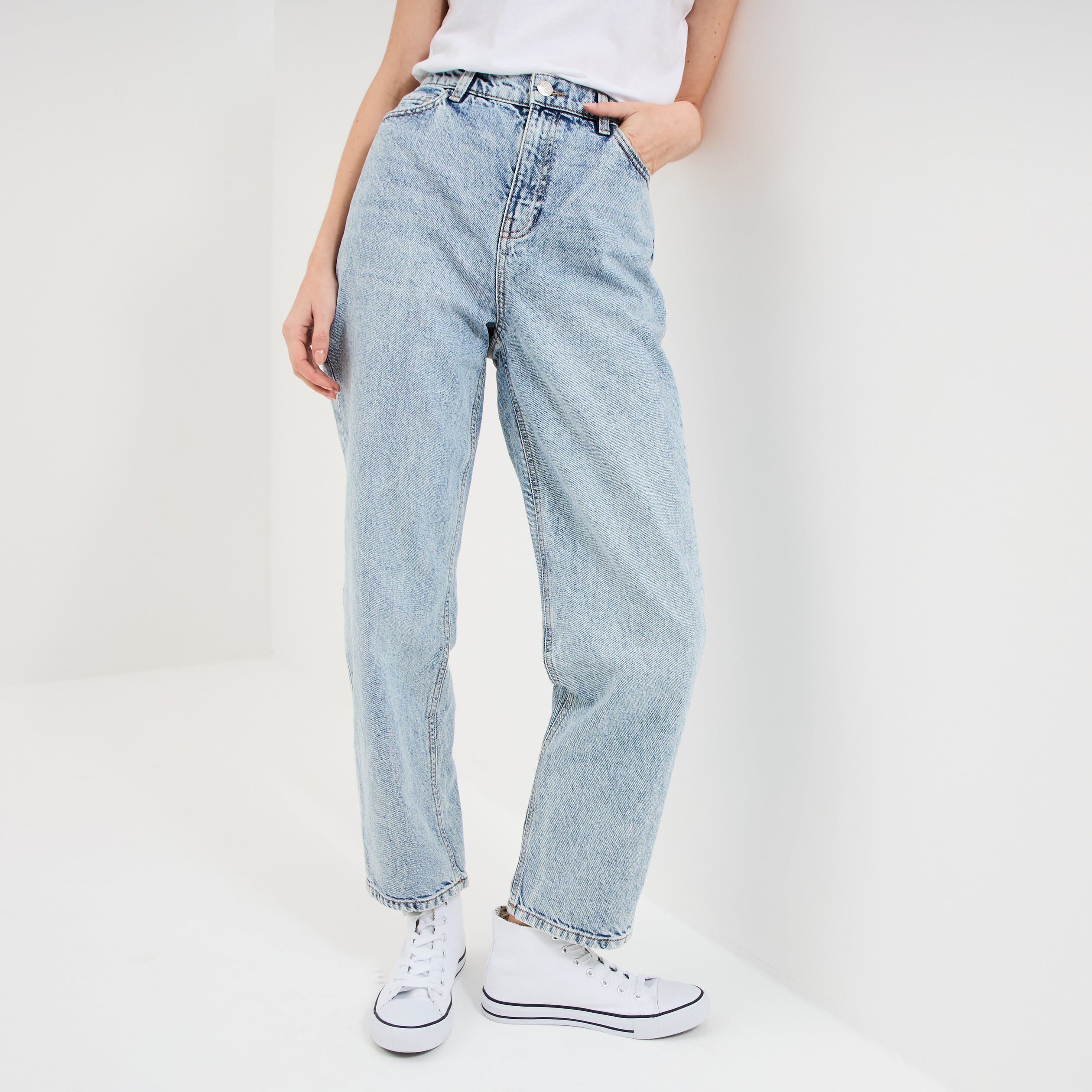 Jeans mom cropped taille haute denim bleach femme