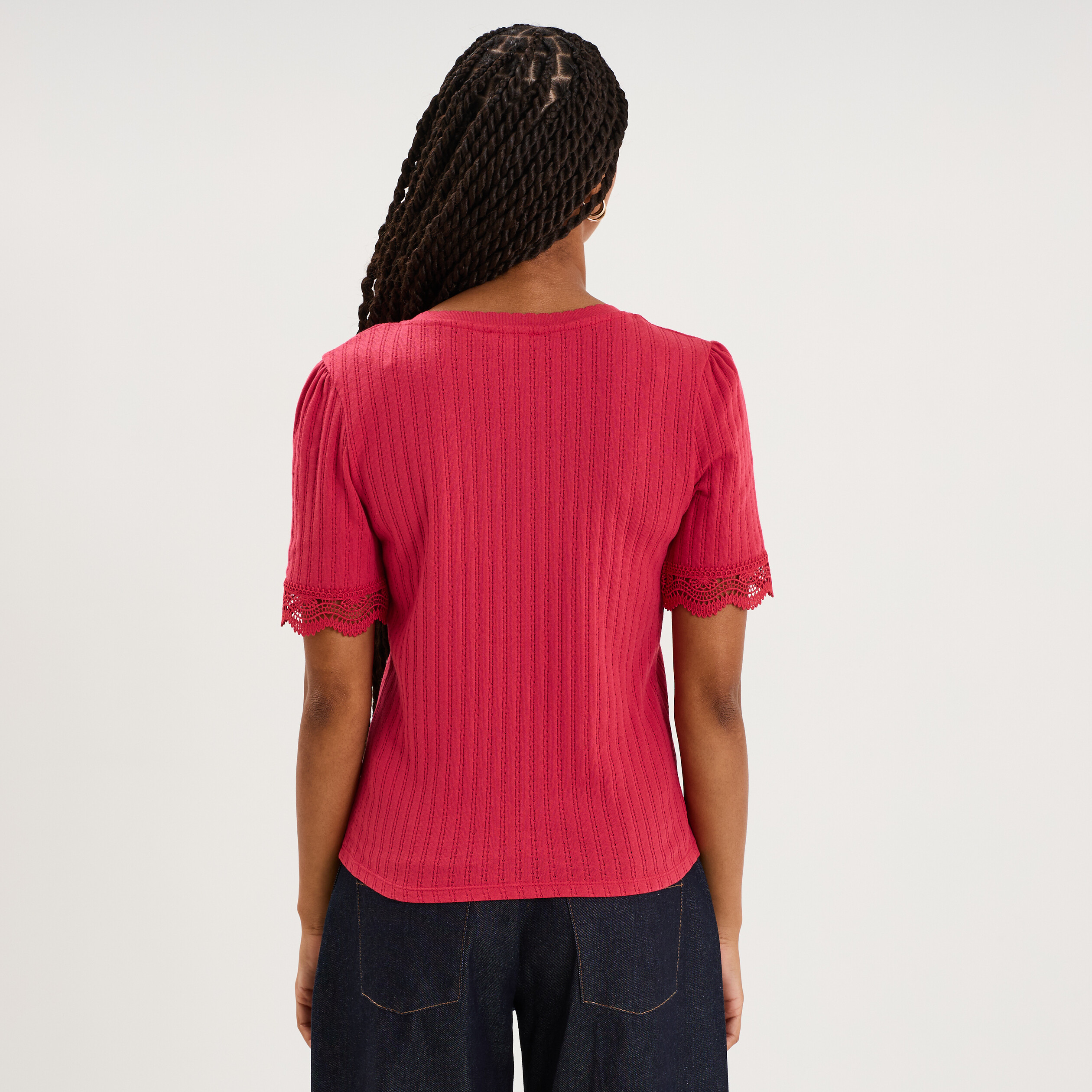 Blouse manches courtes col V dentelle rose cerise femme