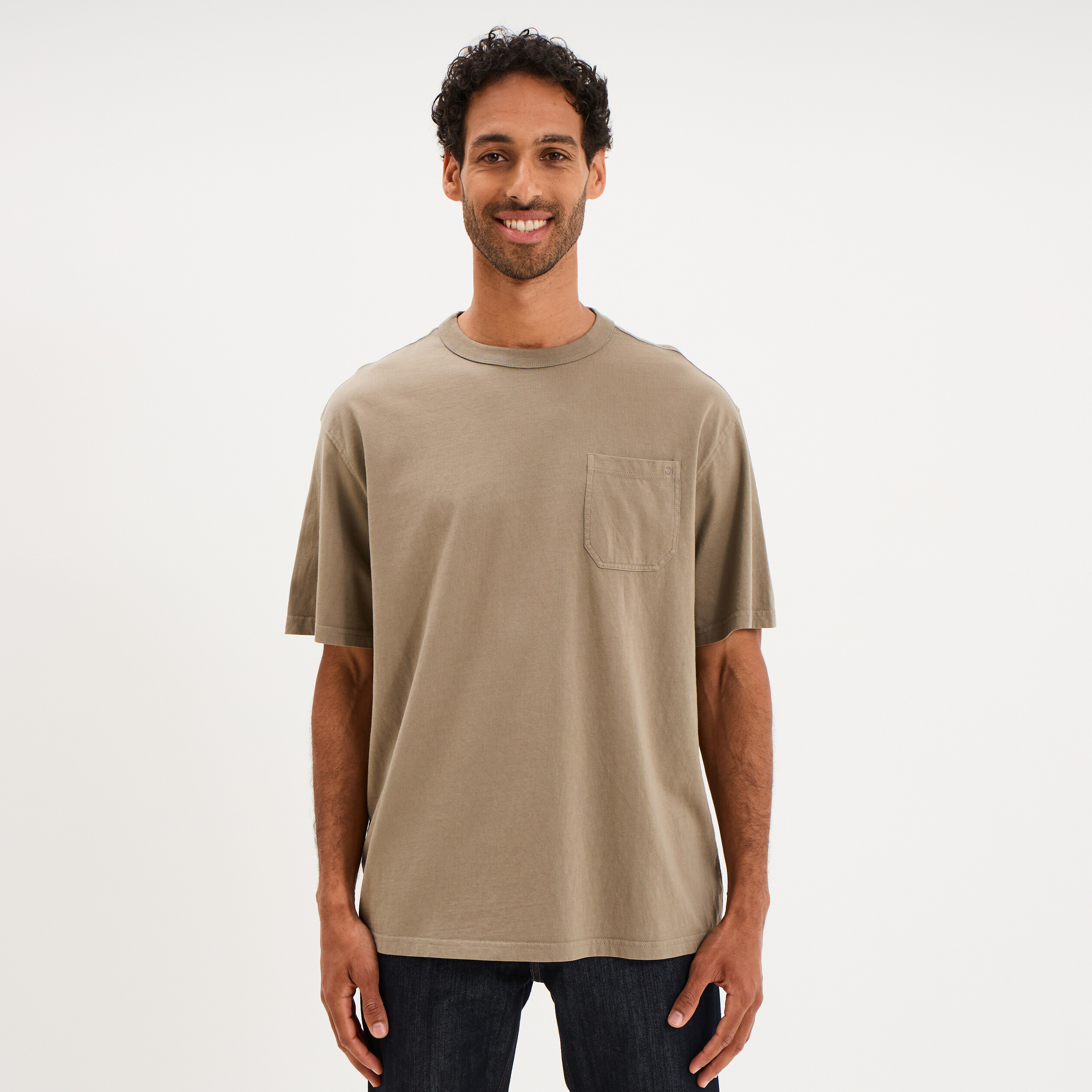 T-shirt droit col rond 1 poche coton vert kaki homme