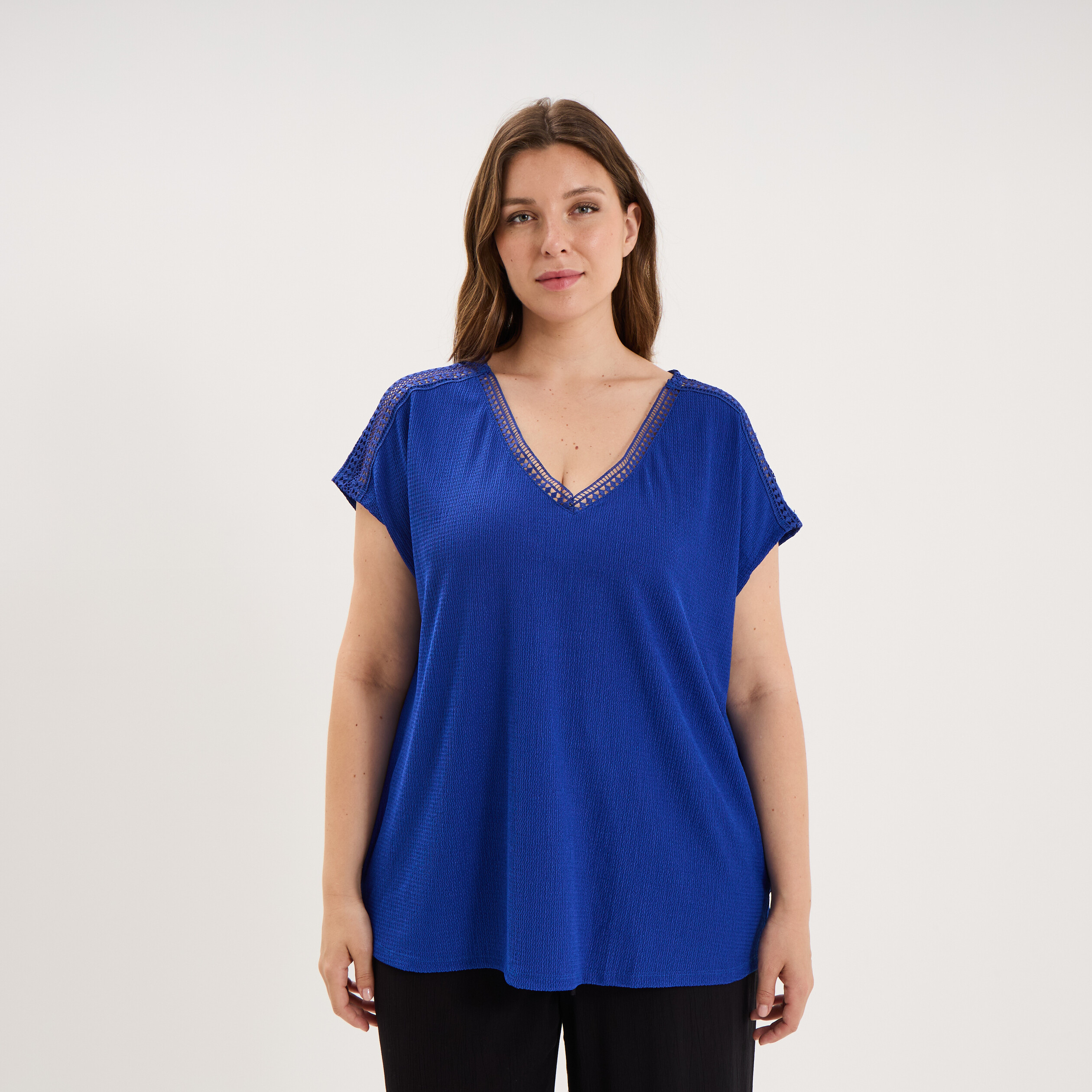 T-shirt bandes dentelle col en V bleu electrique femme grande taille