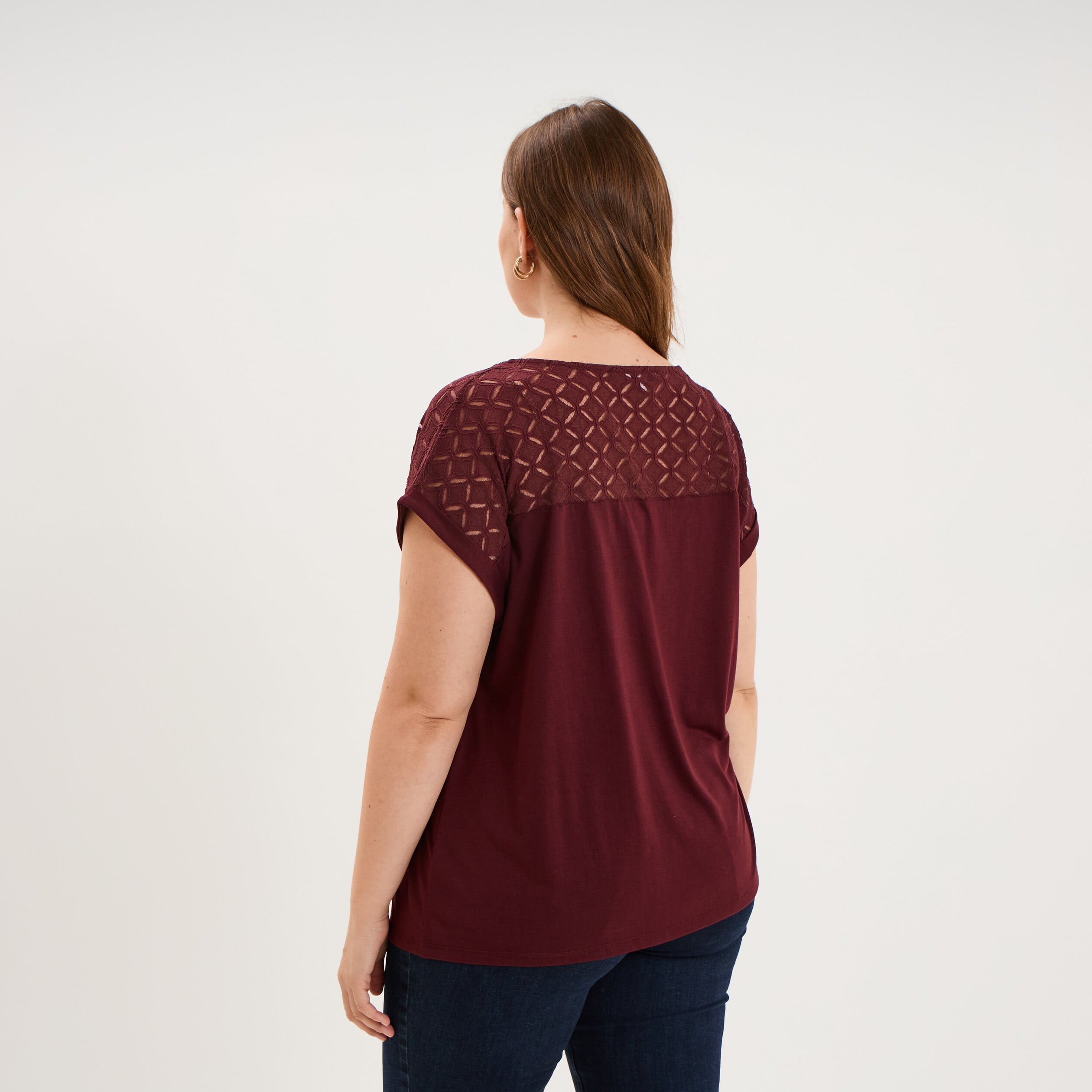 T-shirt droit avec dos dentelle oversize violet fonc&eacute; femme grande taille