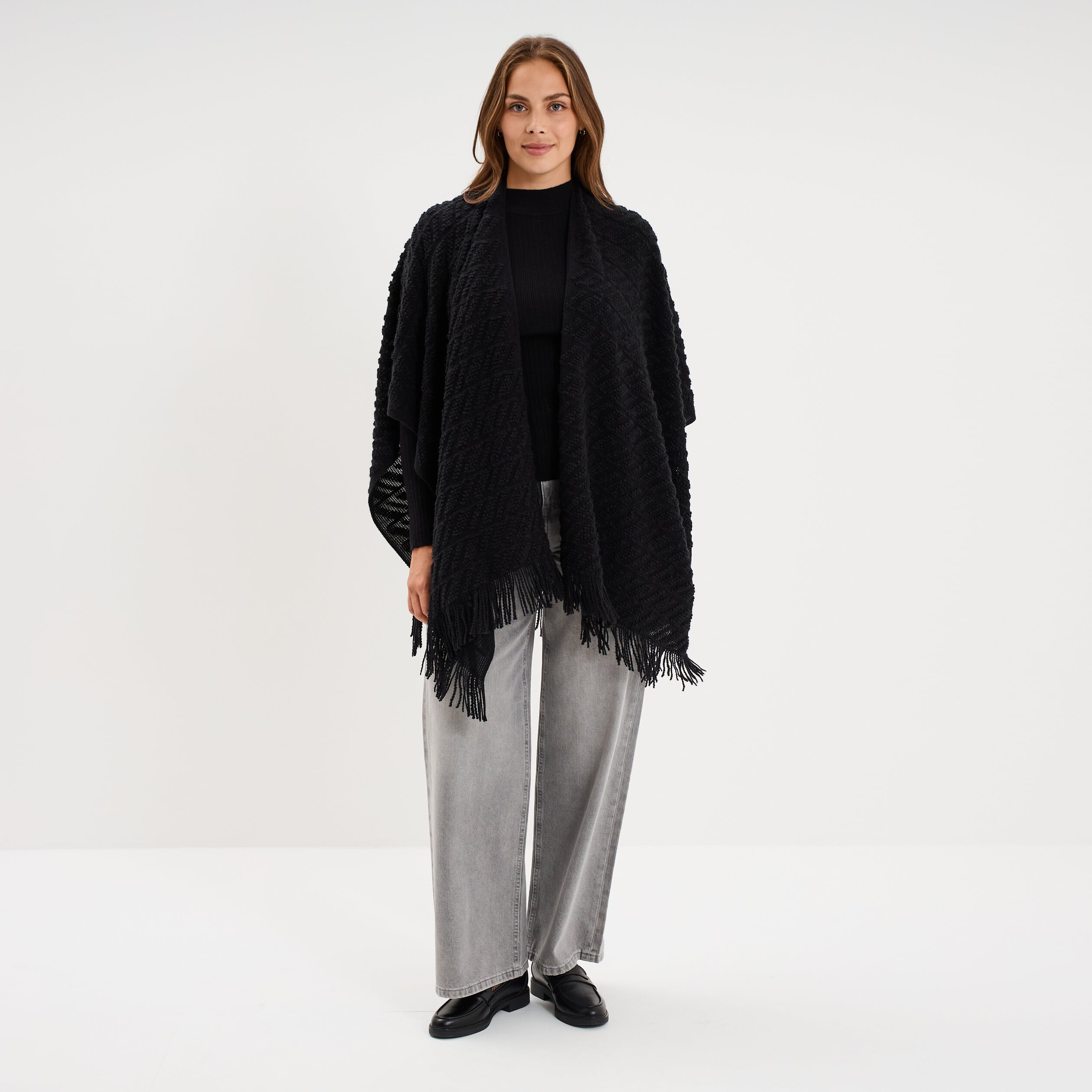 Poncho &agrave; franges ample noir femme