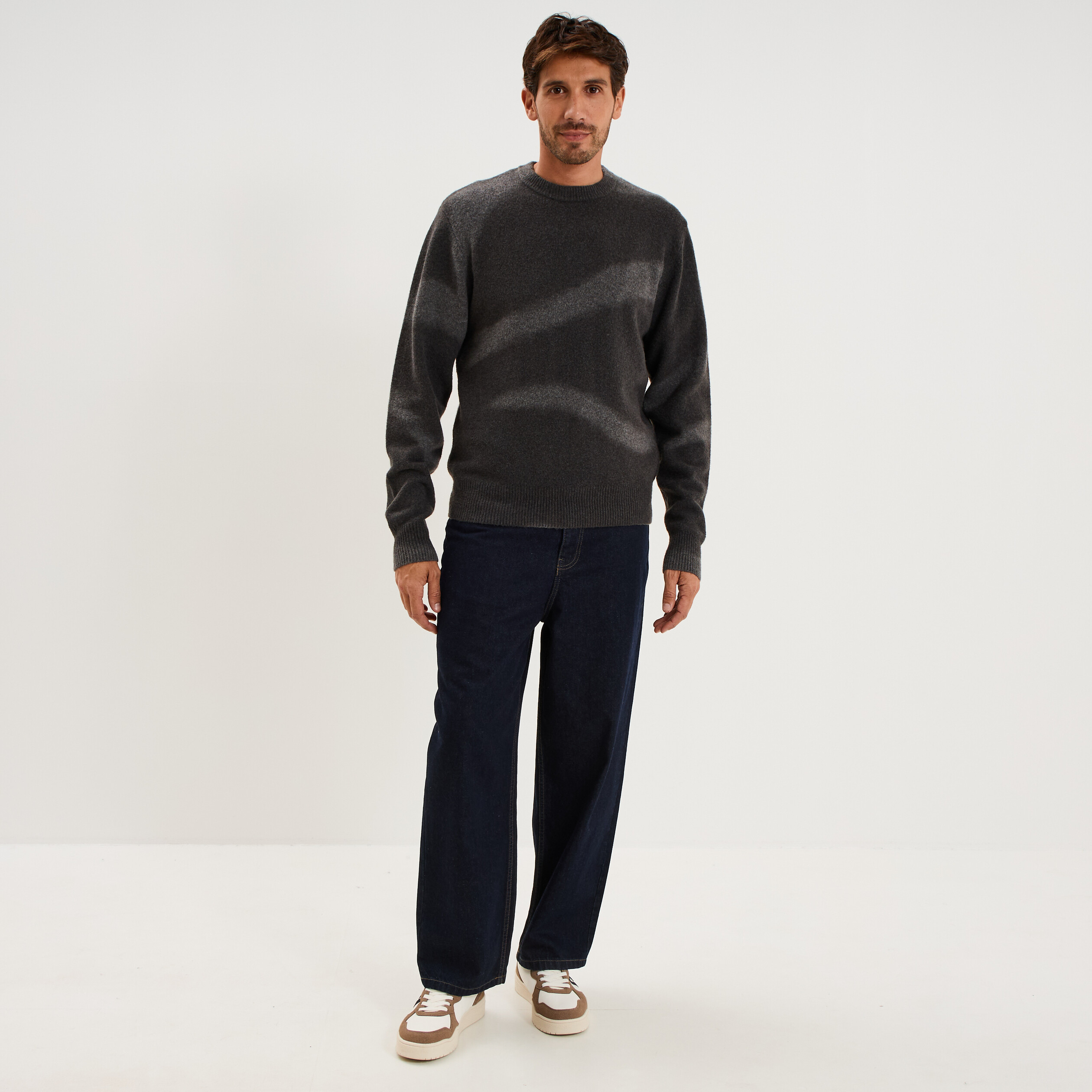 Pull col rond manches longues gris fonc&eacute; homme