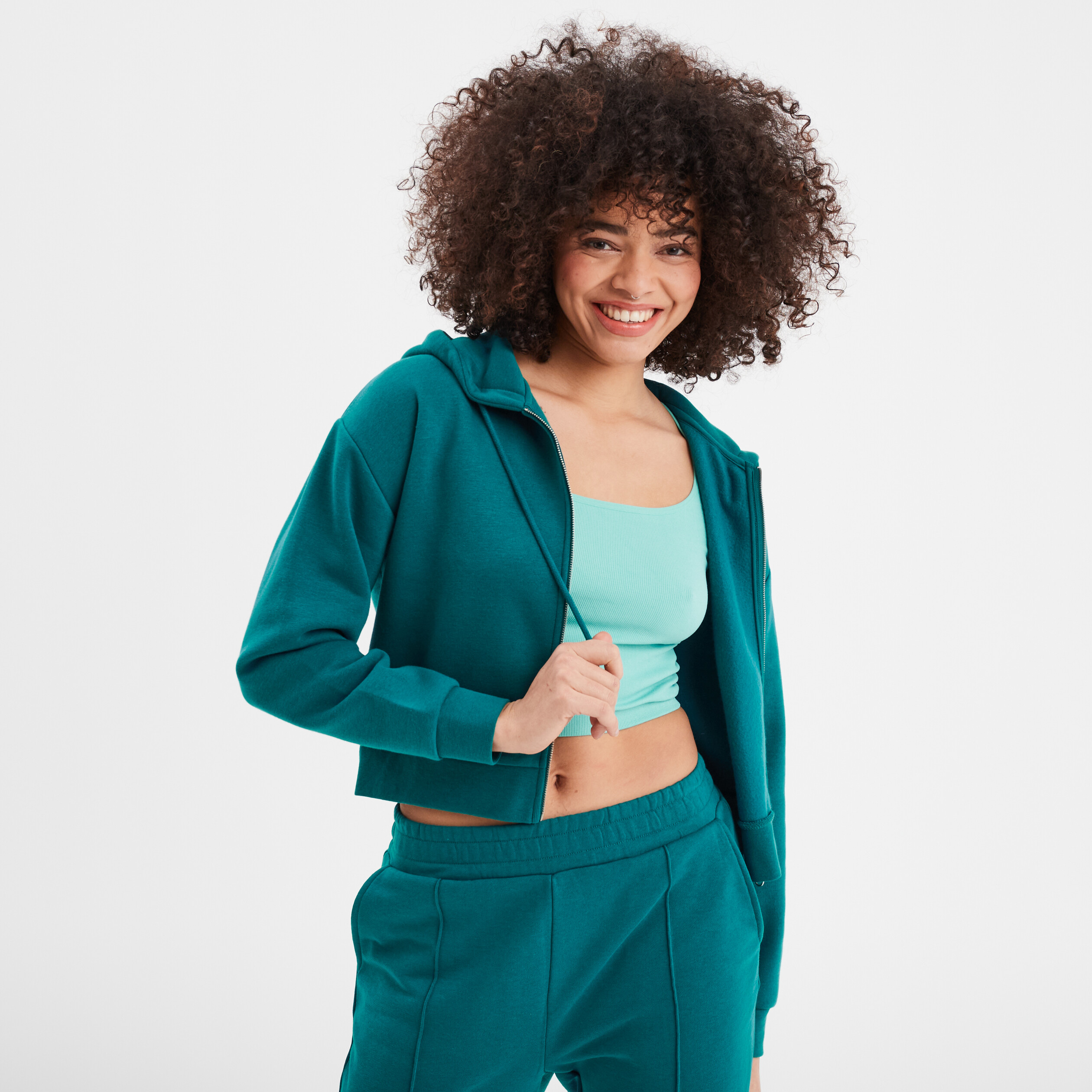 sweat zippe a capuche court vert emeraude femme Sweat zippé à capuche court vert émeraude femme