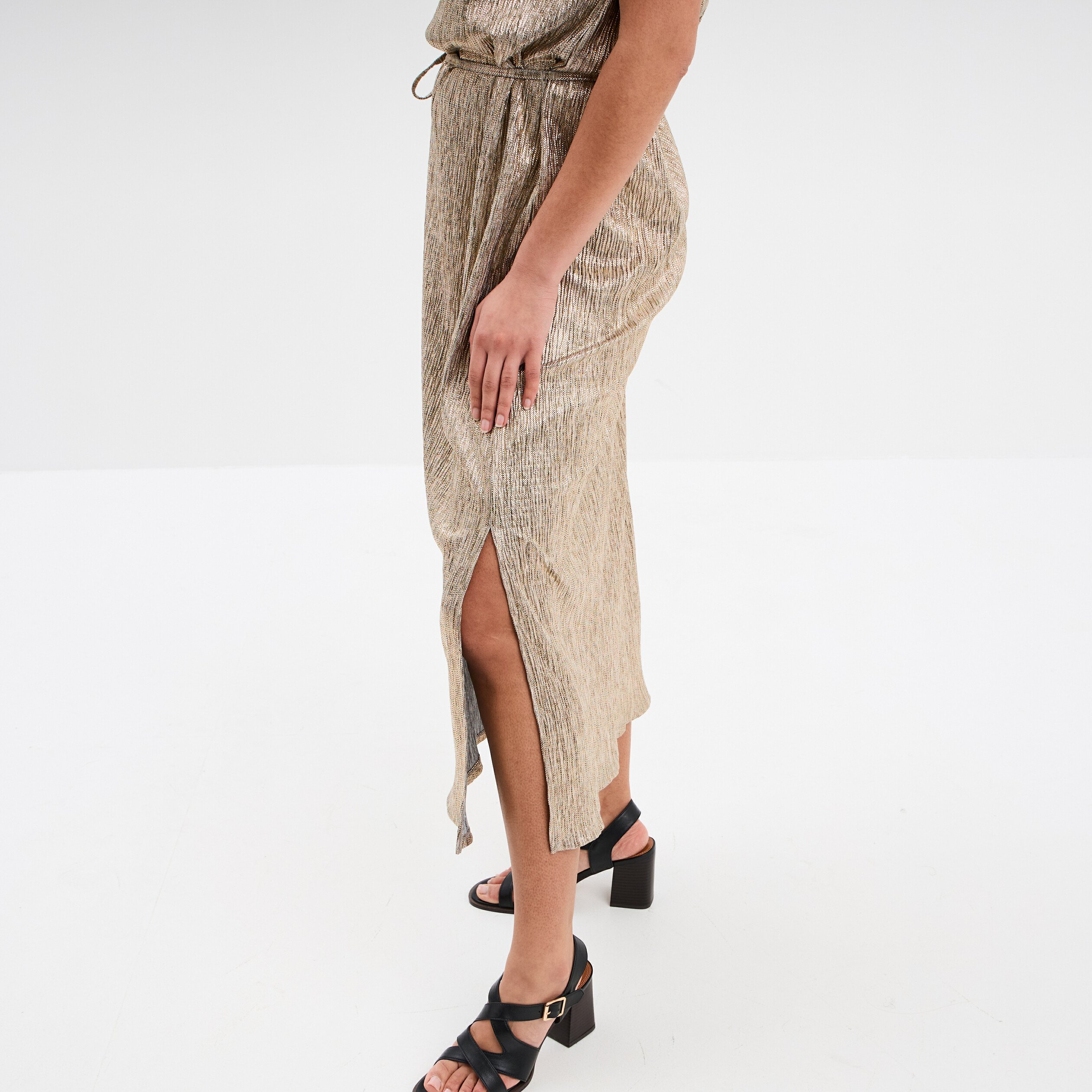 robe midi droite sans manches jaune or femme Robe midi droite sans manches jaune or femme