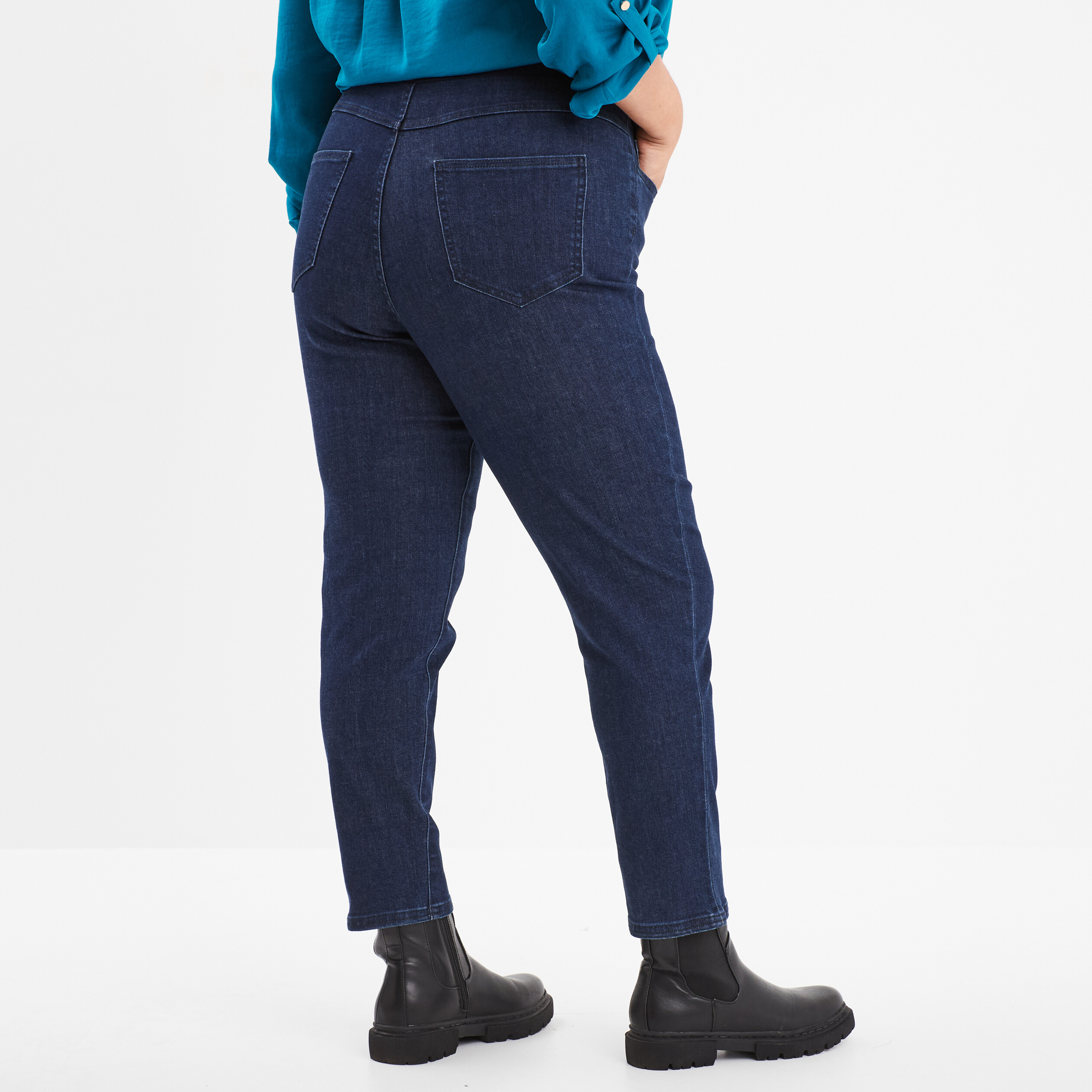 jeans straight 78eme taille haute denim blue black femmegt Jeans straight 7/8ème taille haute denim blue black femme grande taille