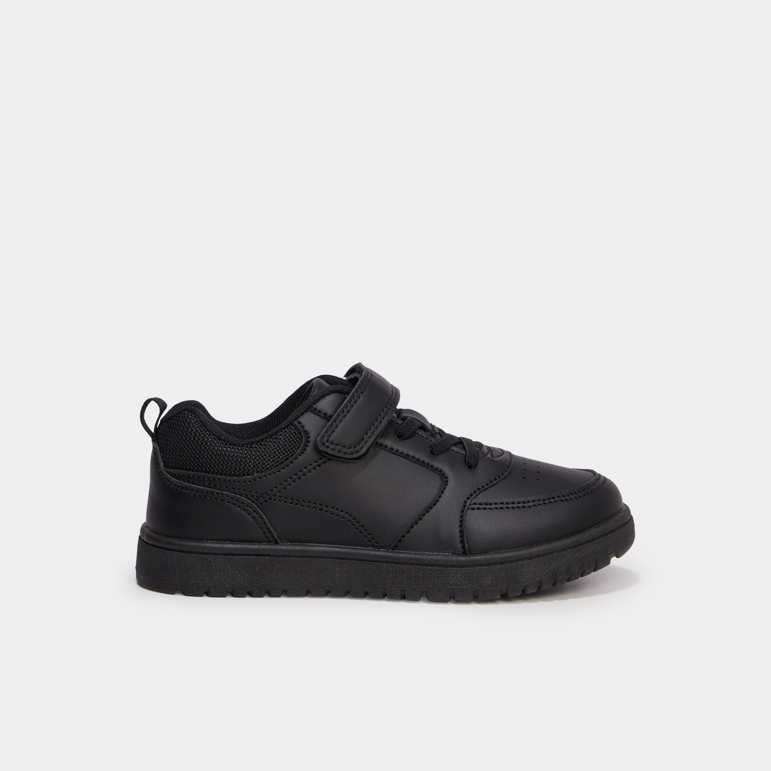 Baskets avec scratchs noir gar&ccedil;on