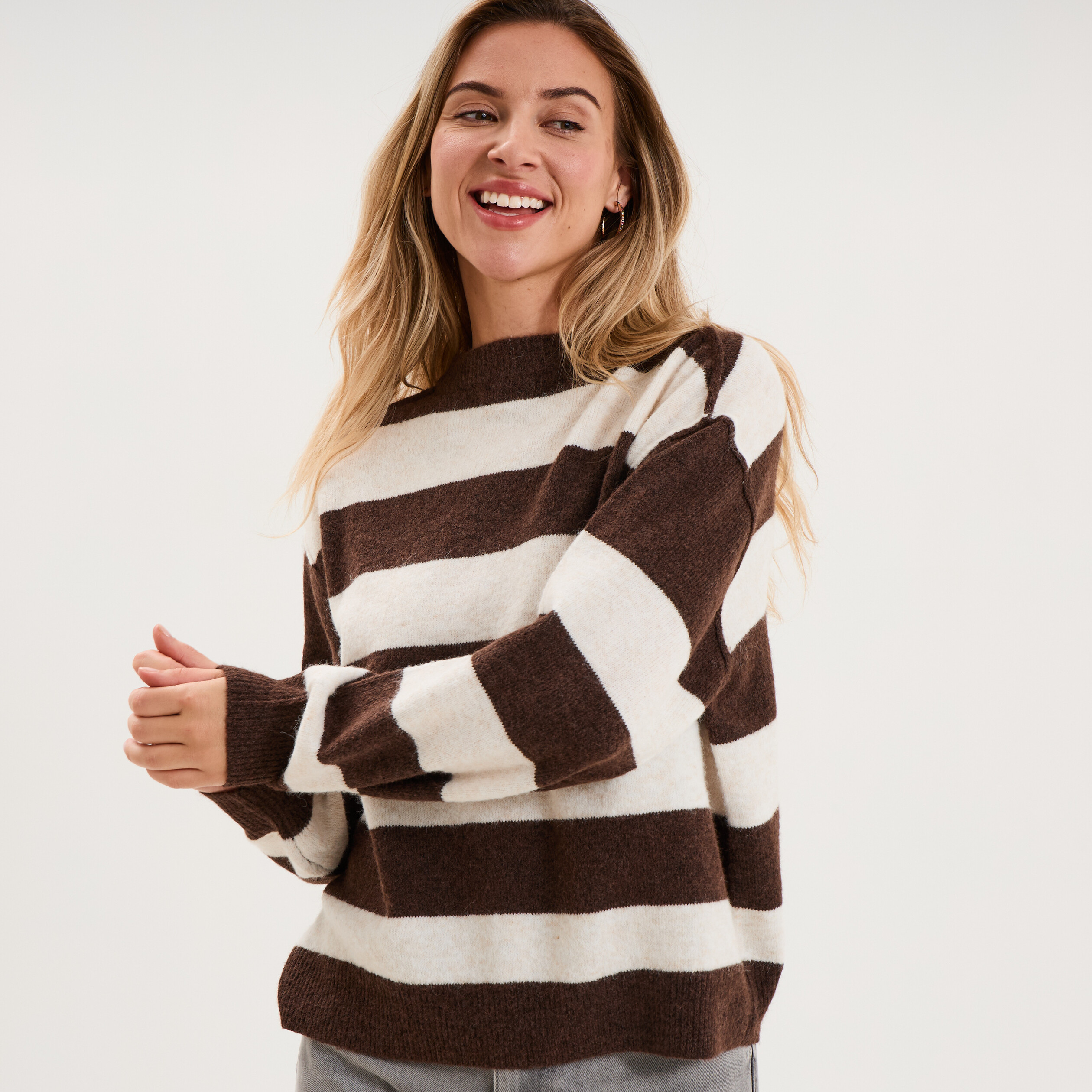 Pull col rond avec manches longues ecru femme