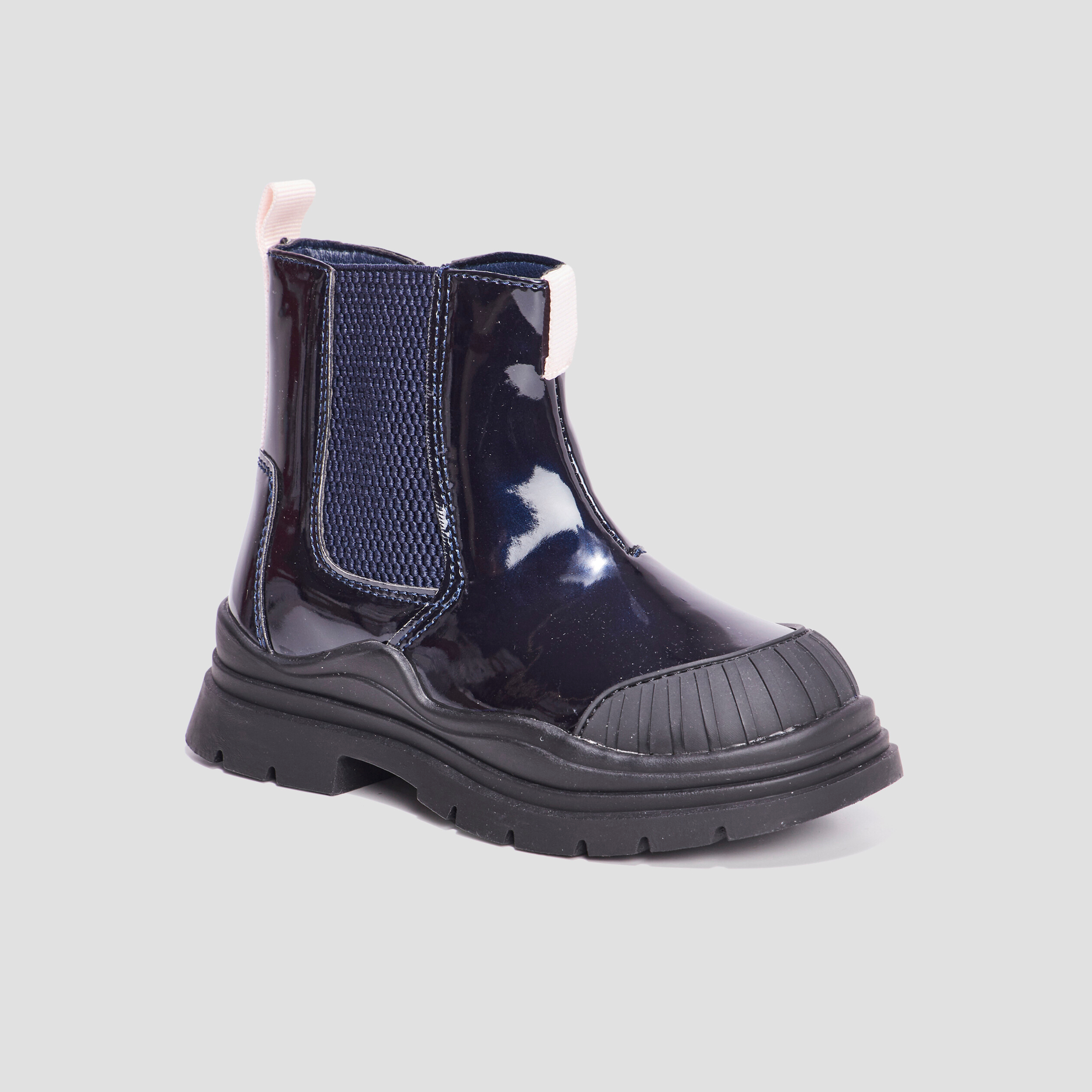 bottines vernies a semelle epaisse noir fille Bottines vernies à semelle épaisse noir fille