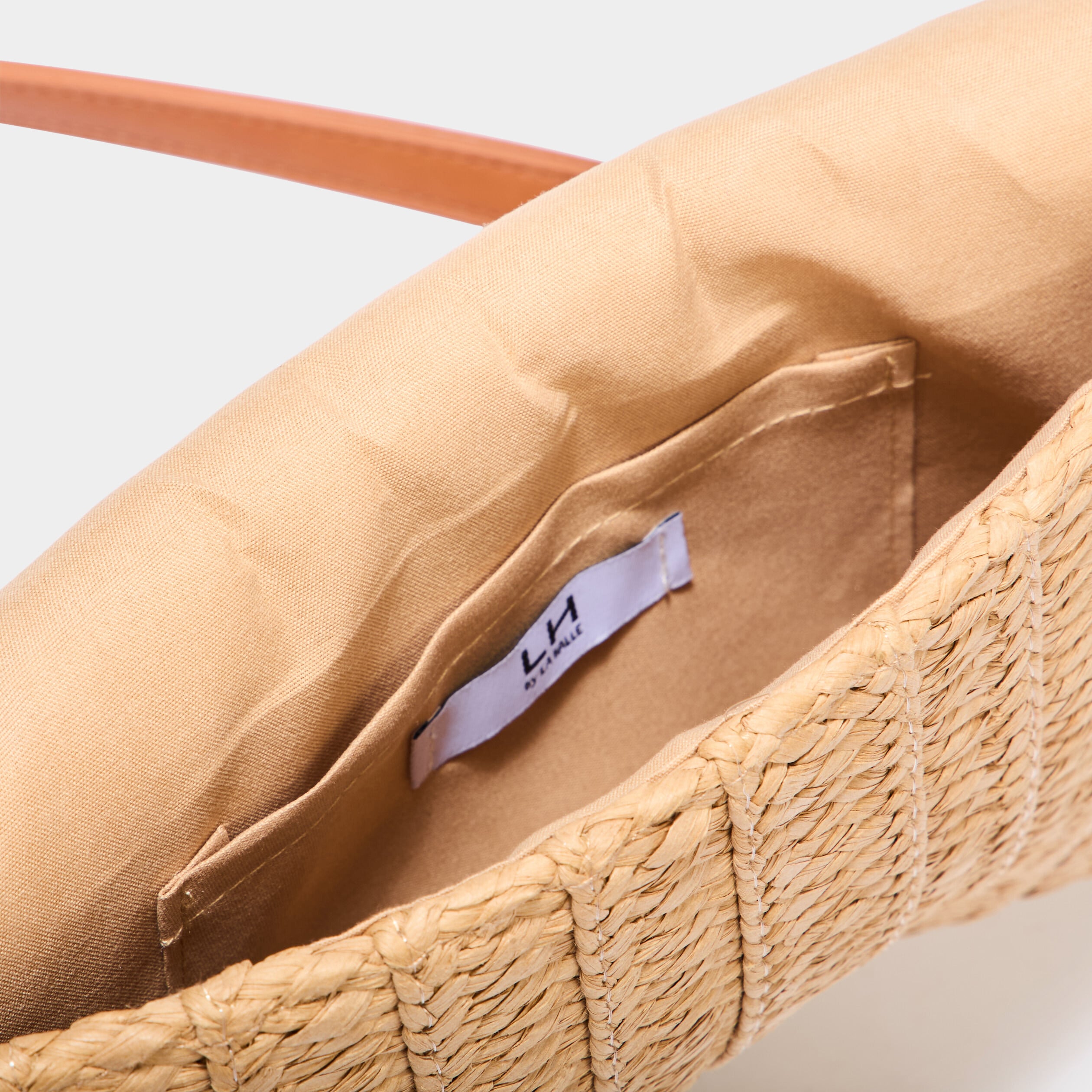 Sac pochette tress&eacute; sable femme