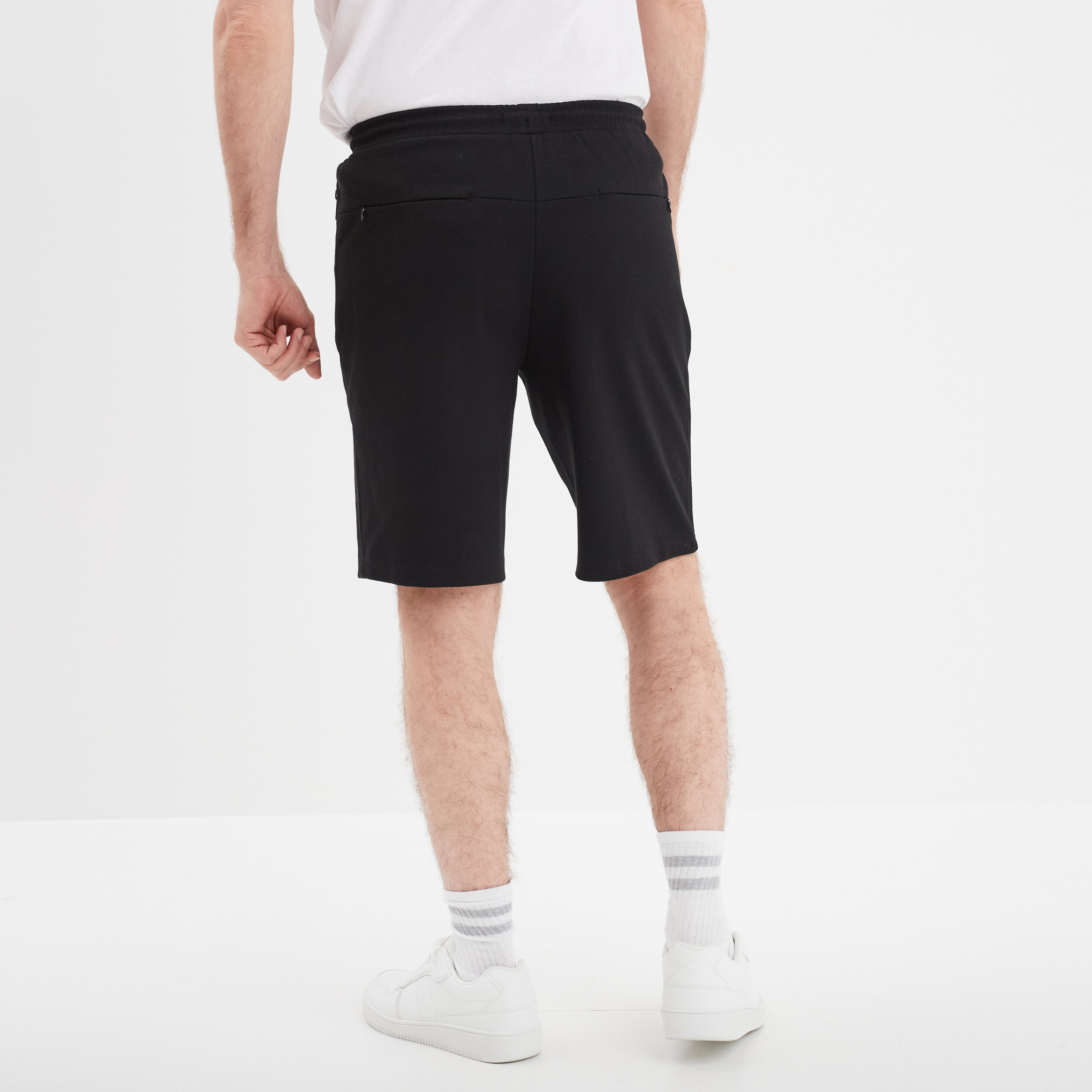 short de jogging droit liberto noir homme Short de jogging droit Liberto noir homme