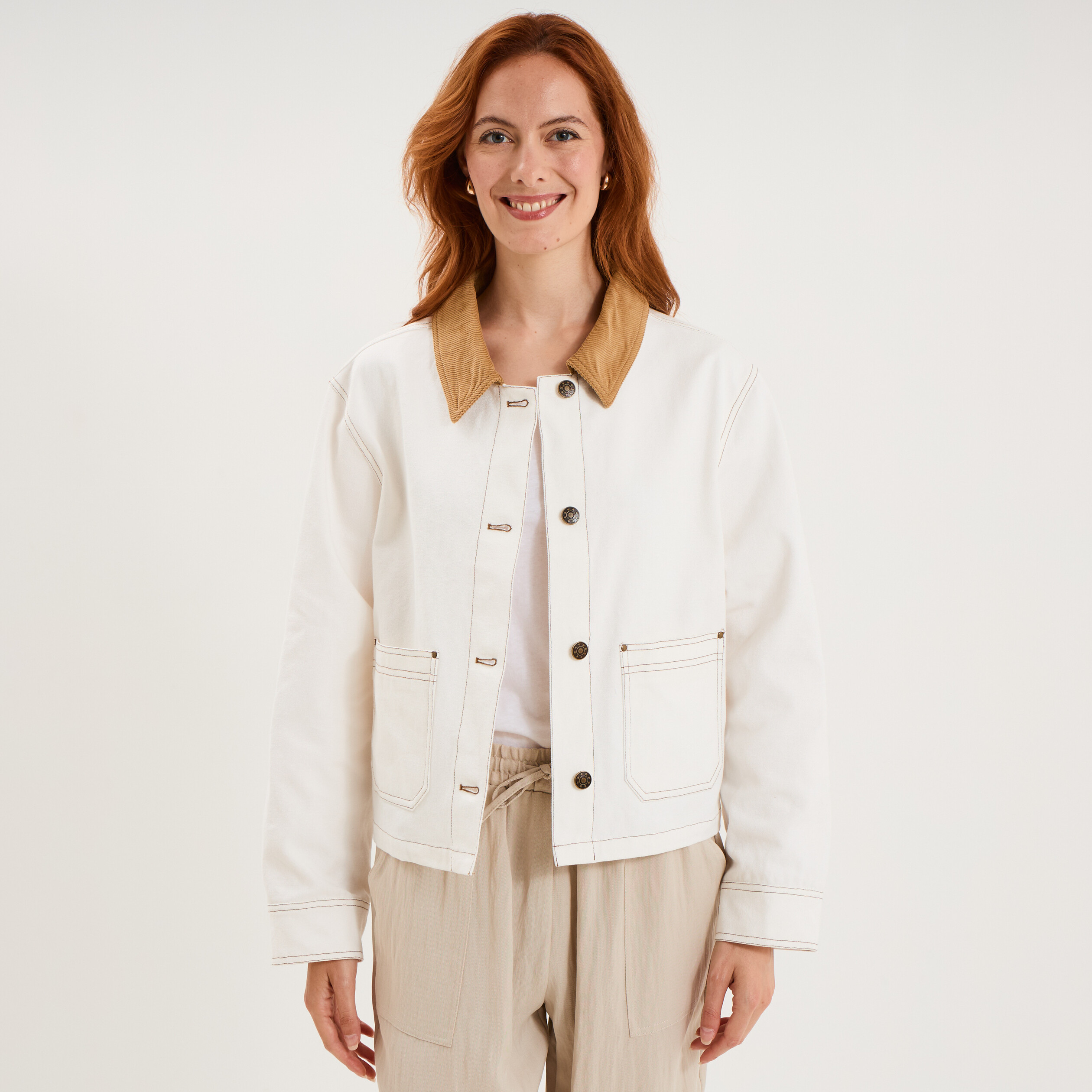 Veste courte en jean boutonn&eacute;e coton ivoire femme