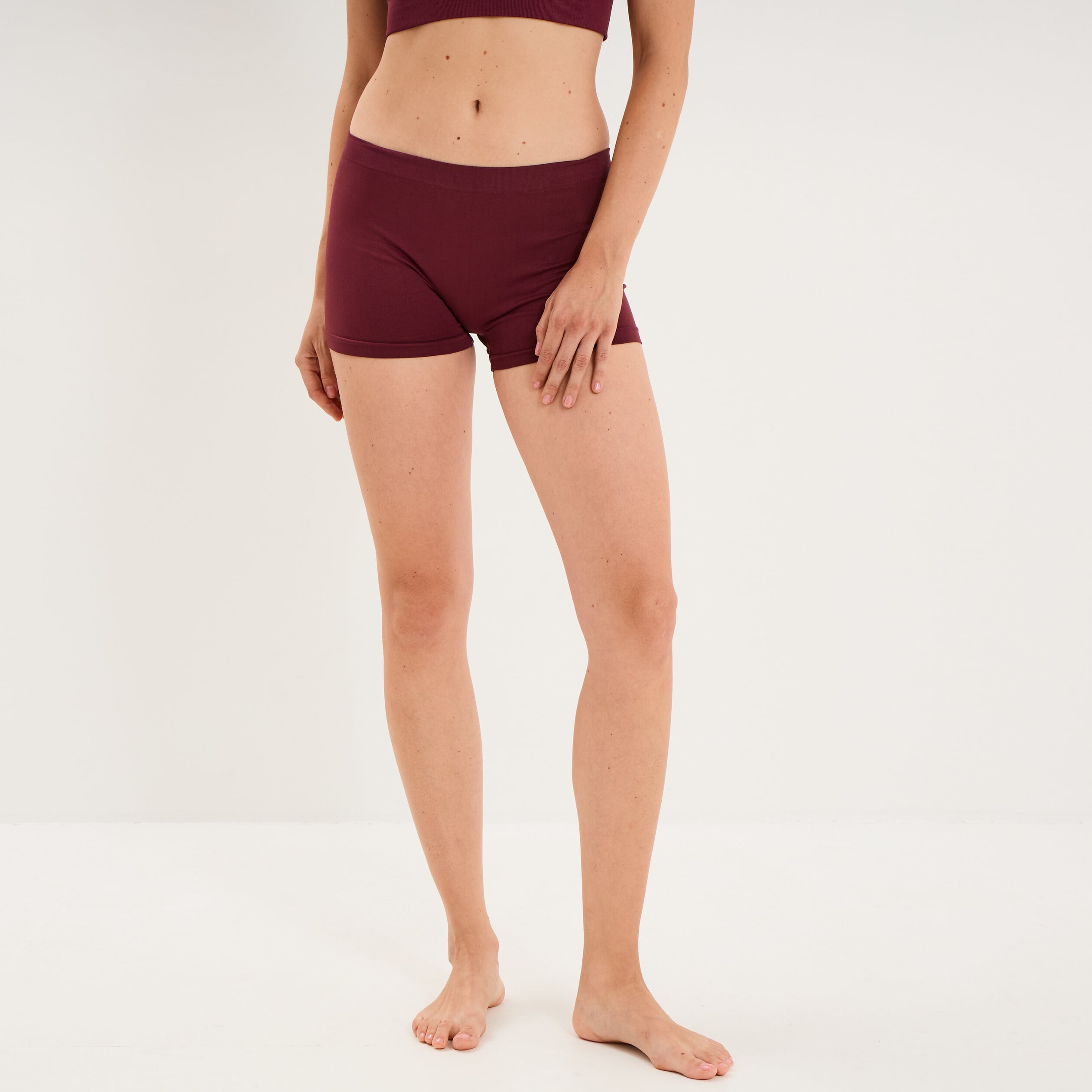 Shorty sans couture taille &eacute;lastiqu&eacute;e prune femme