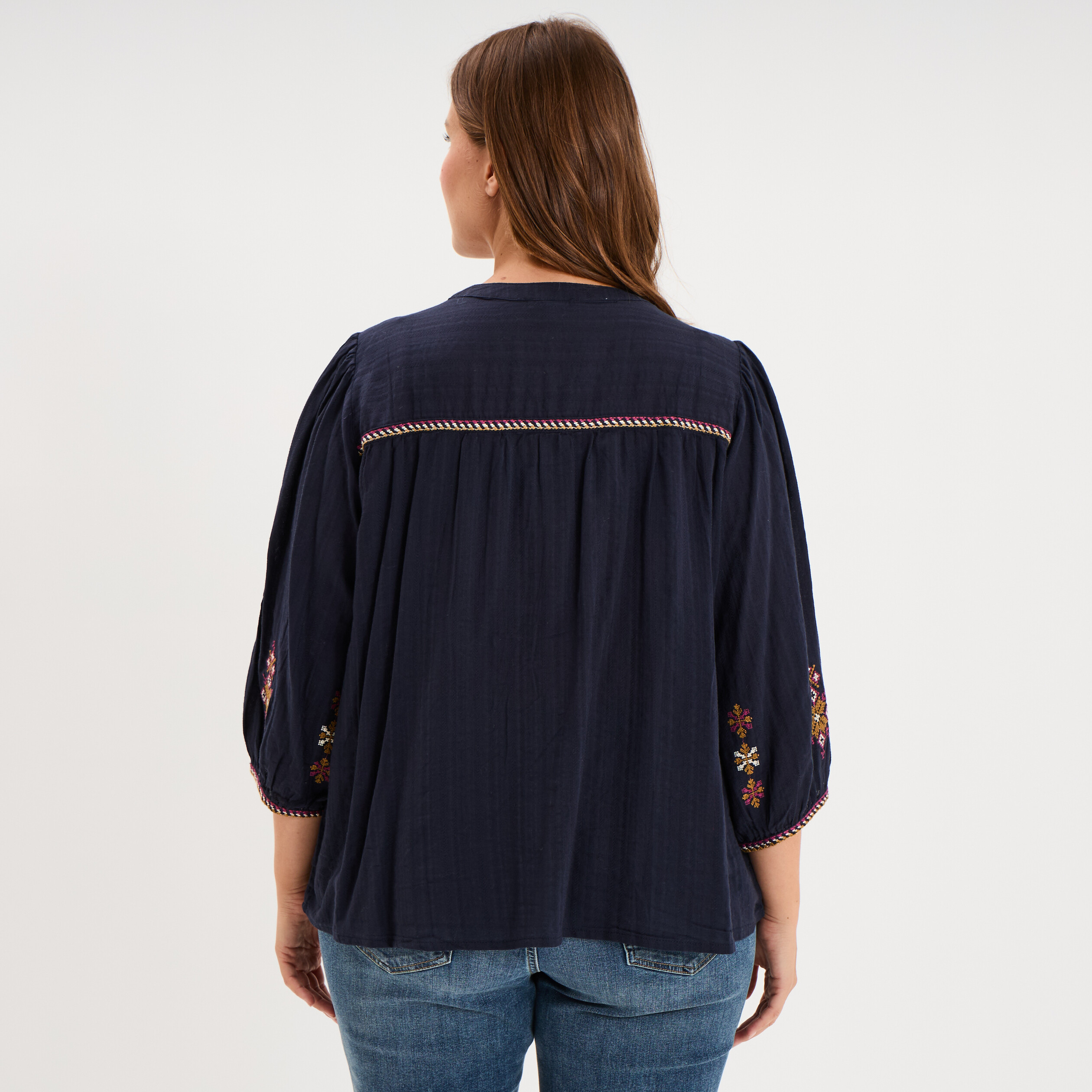 Blouse brod&eacute;e manches bouffantes 3/4 bleu fonc&eacute; femme grande taille