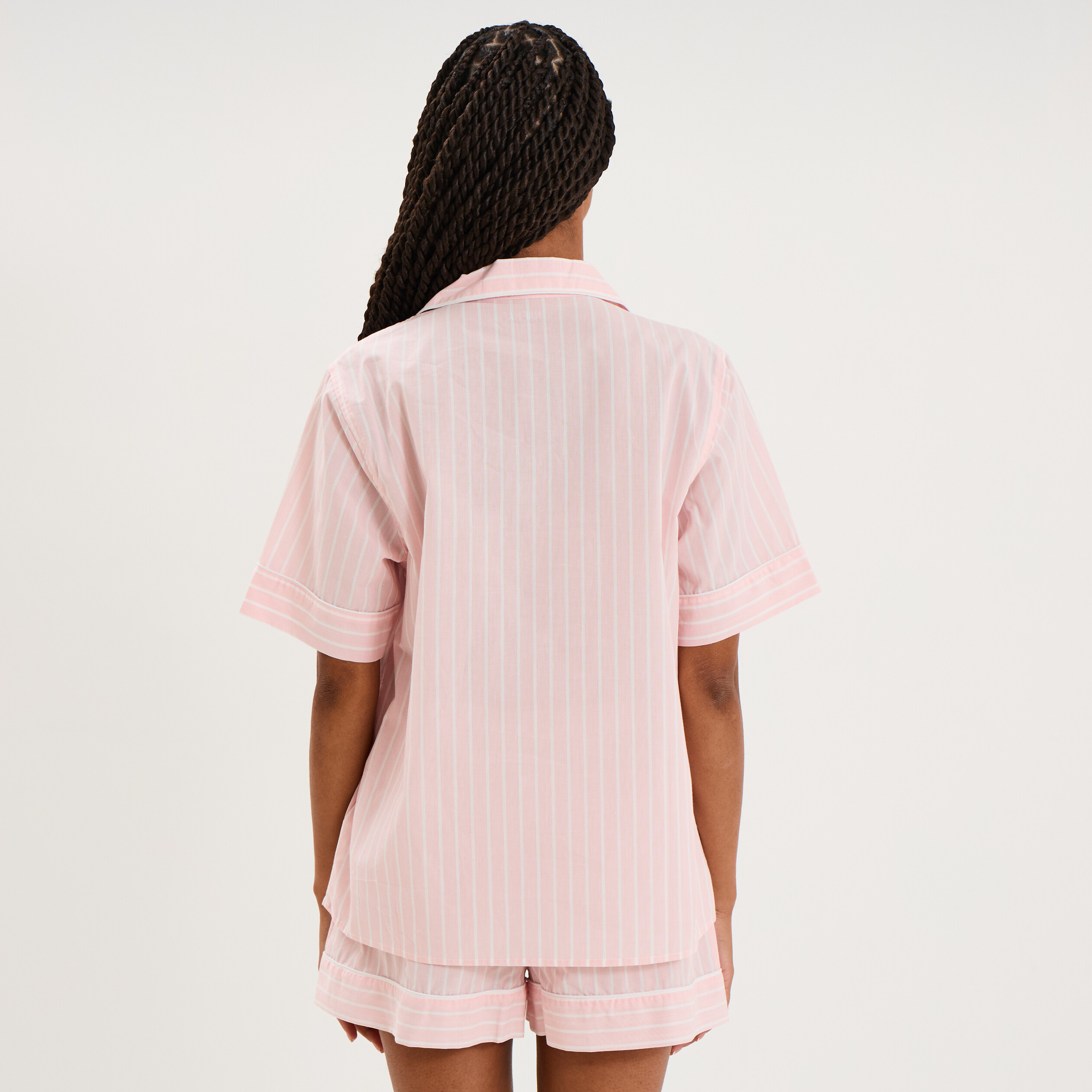 Ensemble pyjama chemise et short ecru femme