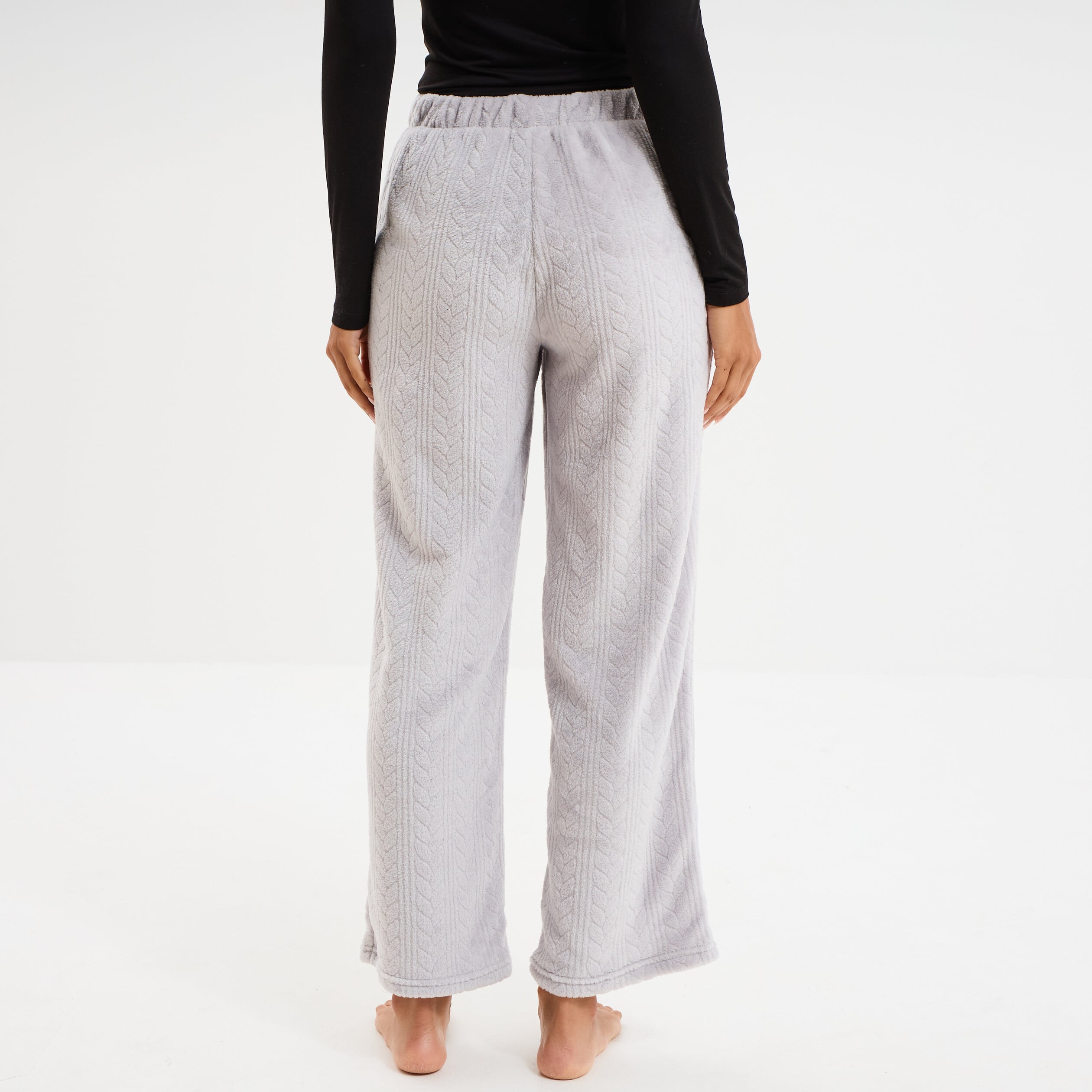 Pantalon effet polaire d&eacute;tails torsades gris clair femme