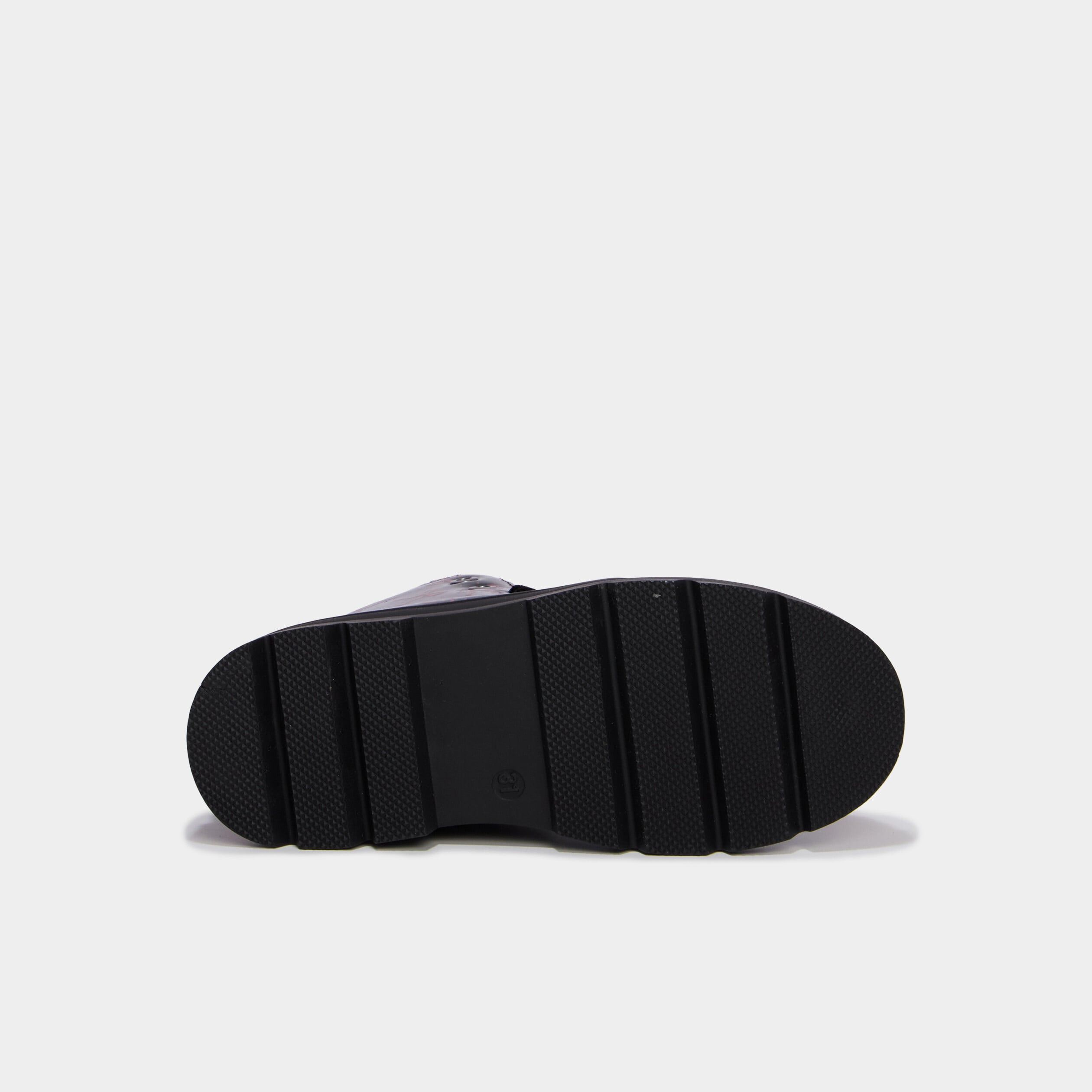 Boots vernies crant&eacute;es noir fille