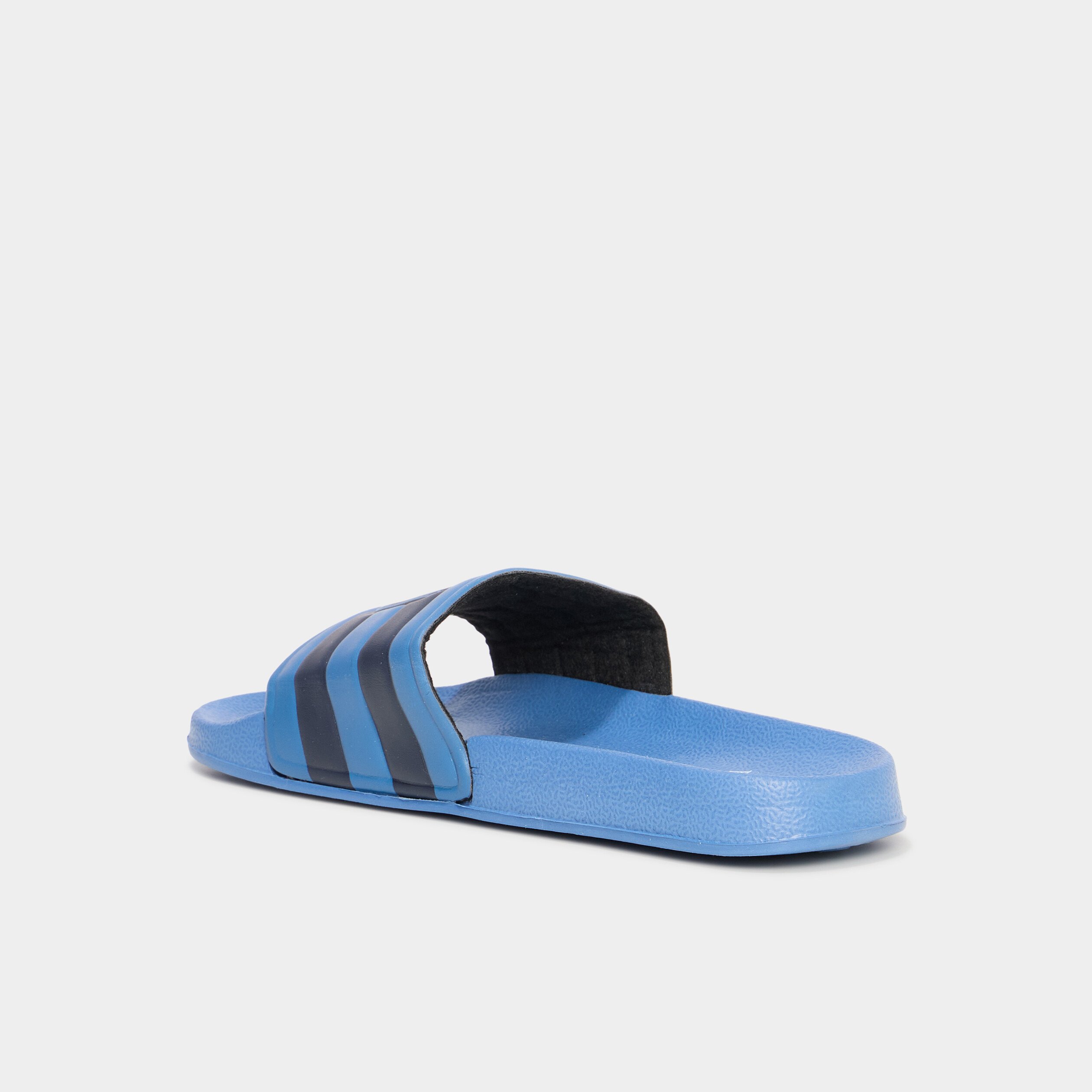 mules de plage bleu garcon Mules de plage bleu garçon