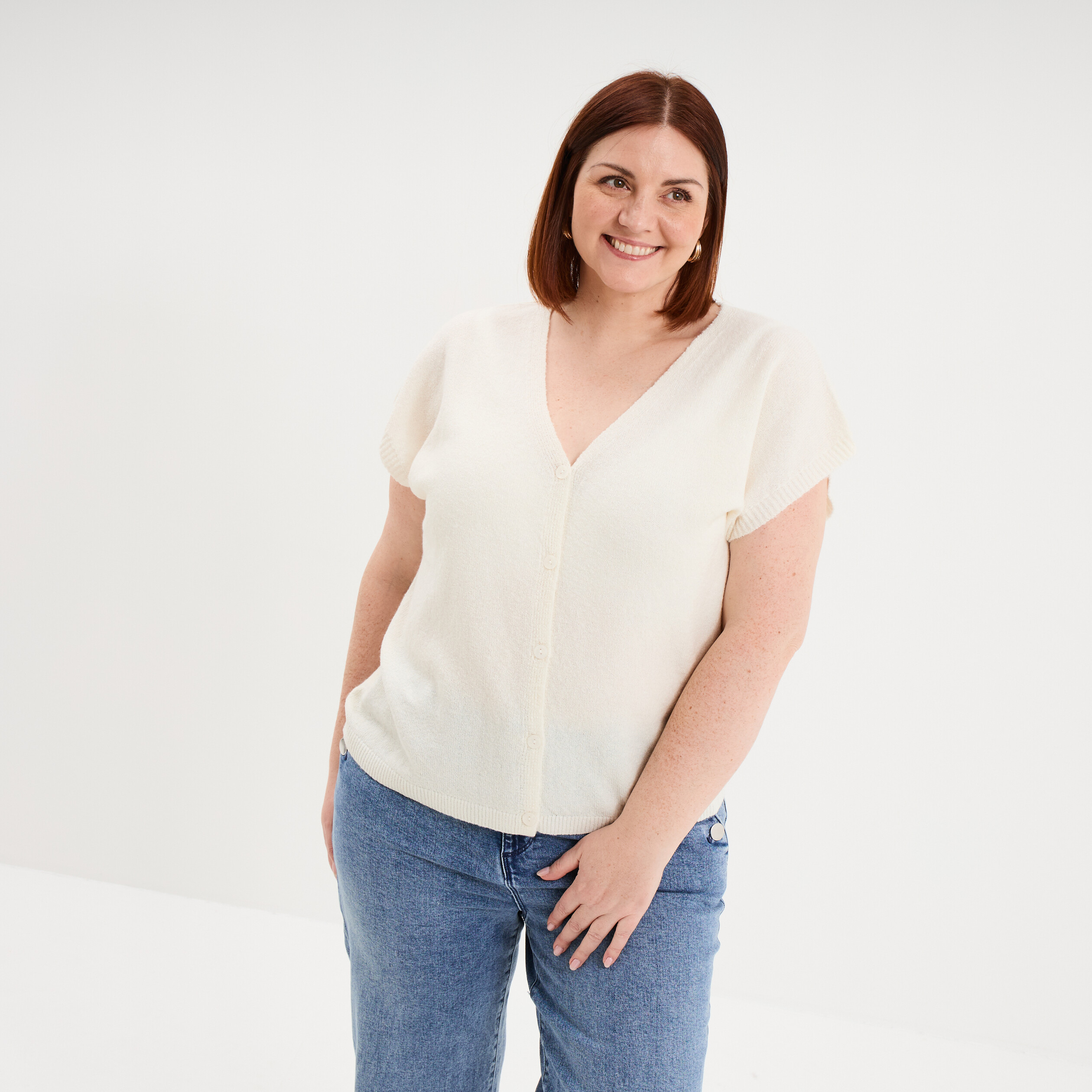 Gilet manches courtes boutonn&eacute; ivoire femme grande taille