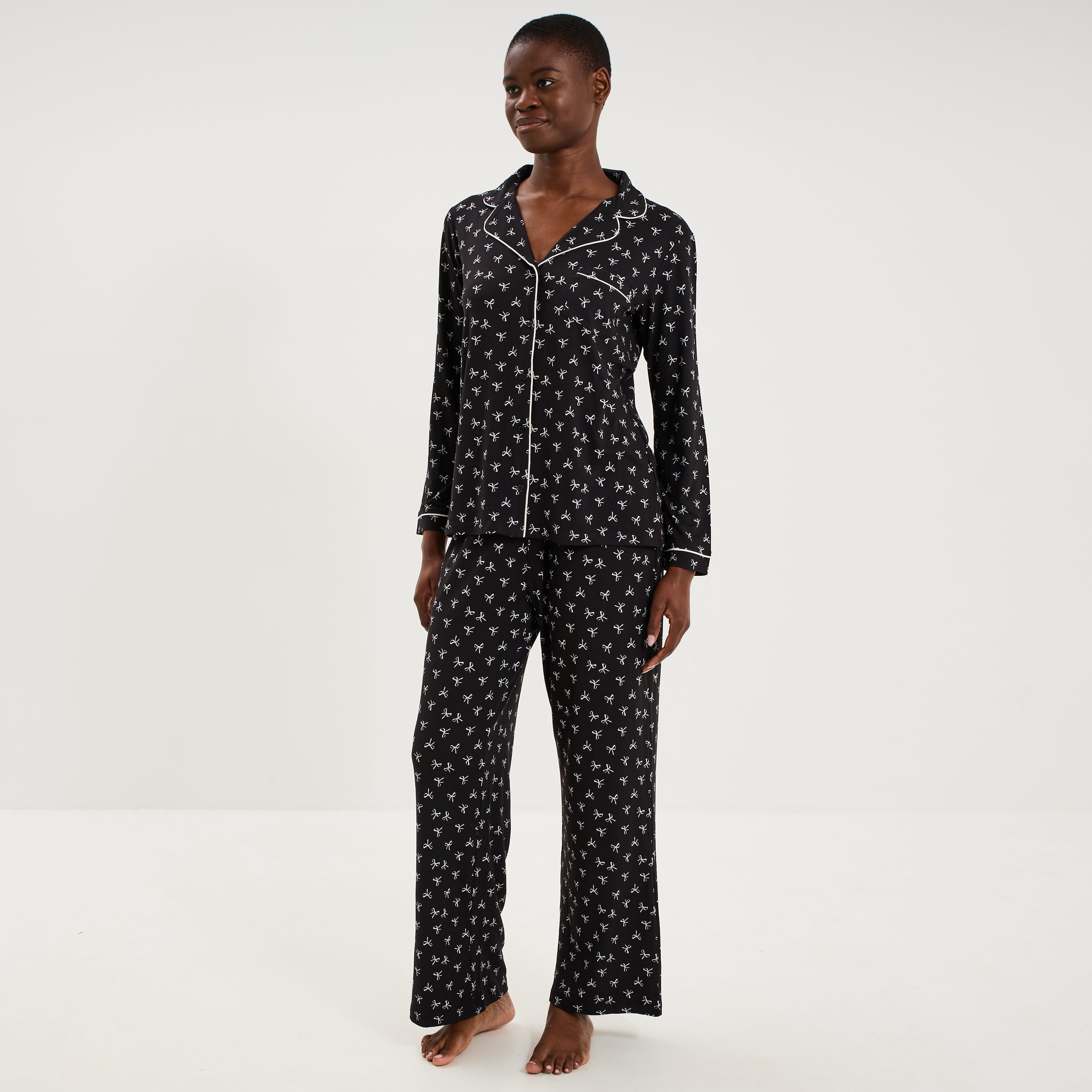 Ensemble pyjama chemise et pantalon noir femme