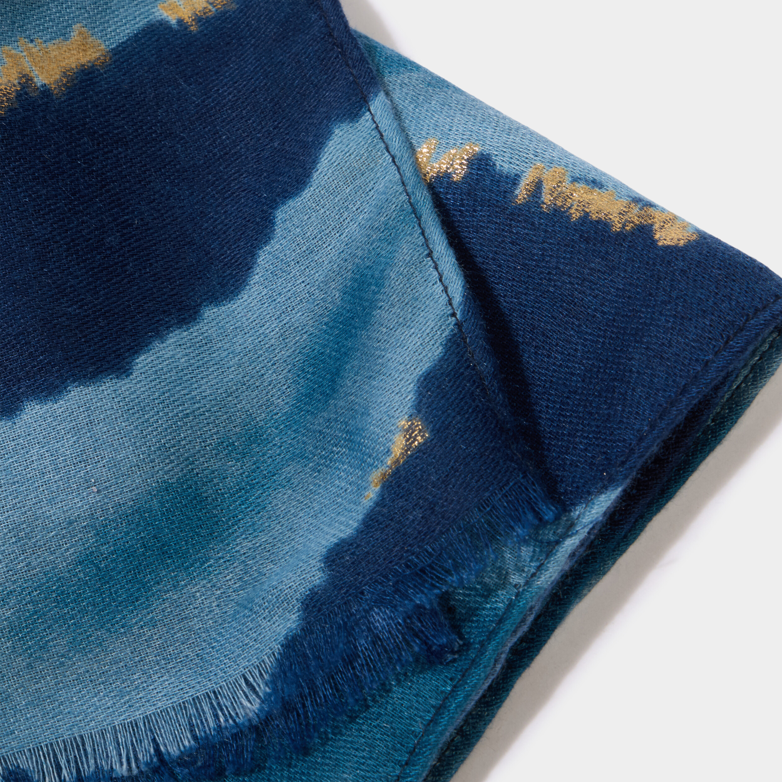 Foulard &agrave; franges courtes bleu femme